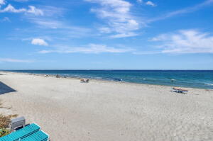 Hillsboro Beach, Florida, 33062, United States, 2 Bedrooms Bedrooms, ,3 BathroomsBathrooms,Residential,For Sale,1975295