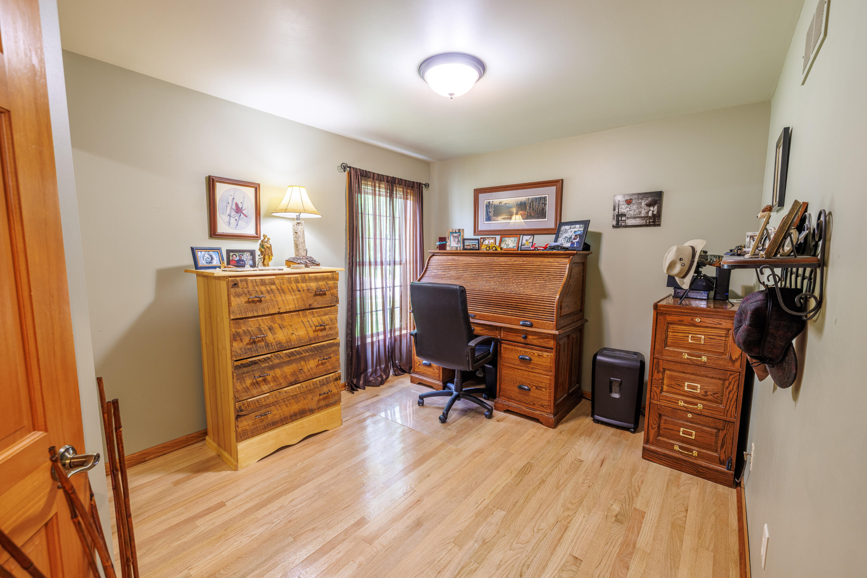 Theresa, Wisconsin, 53091, United States, 4 Bedrooms Bedrooms, ,4 BathroomsBathrooms,Residential,For Sale,1927887