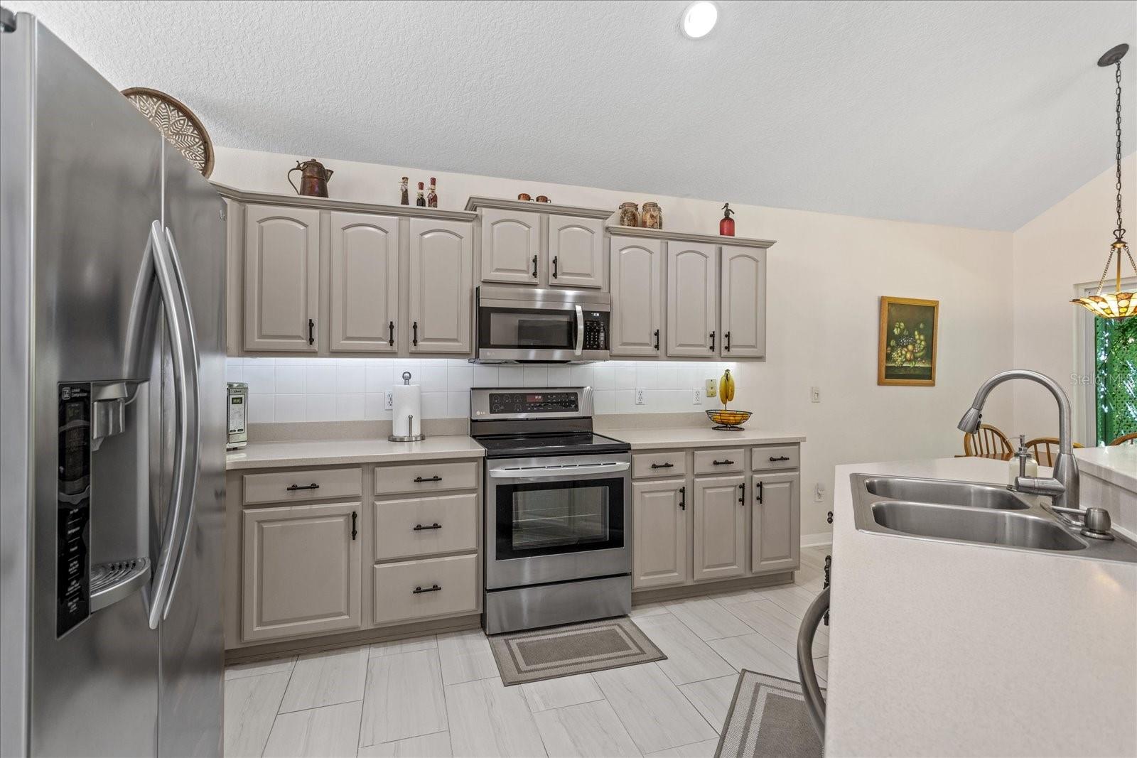 ORLANDO, Florida, 32832, United States, 4 Bedrooms Bedrooms, ,3 BathroomsBathrooms,Residential,For Sale,1915391
