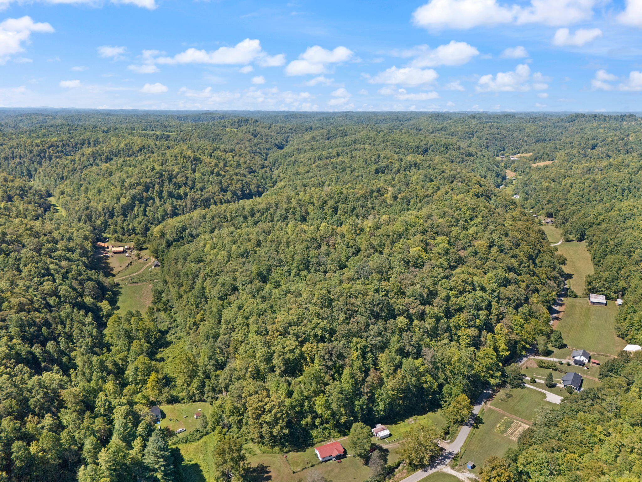 Sextons Creek, Kentucky, 40983, United States, 3 Bedrooms Bedrooms, ,2 BathroomsBathrooms,Residential,For Sale,1938834