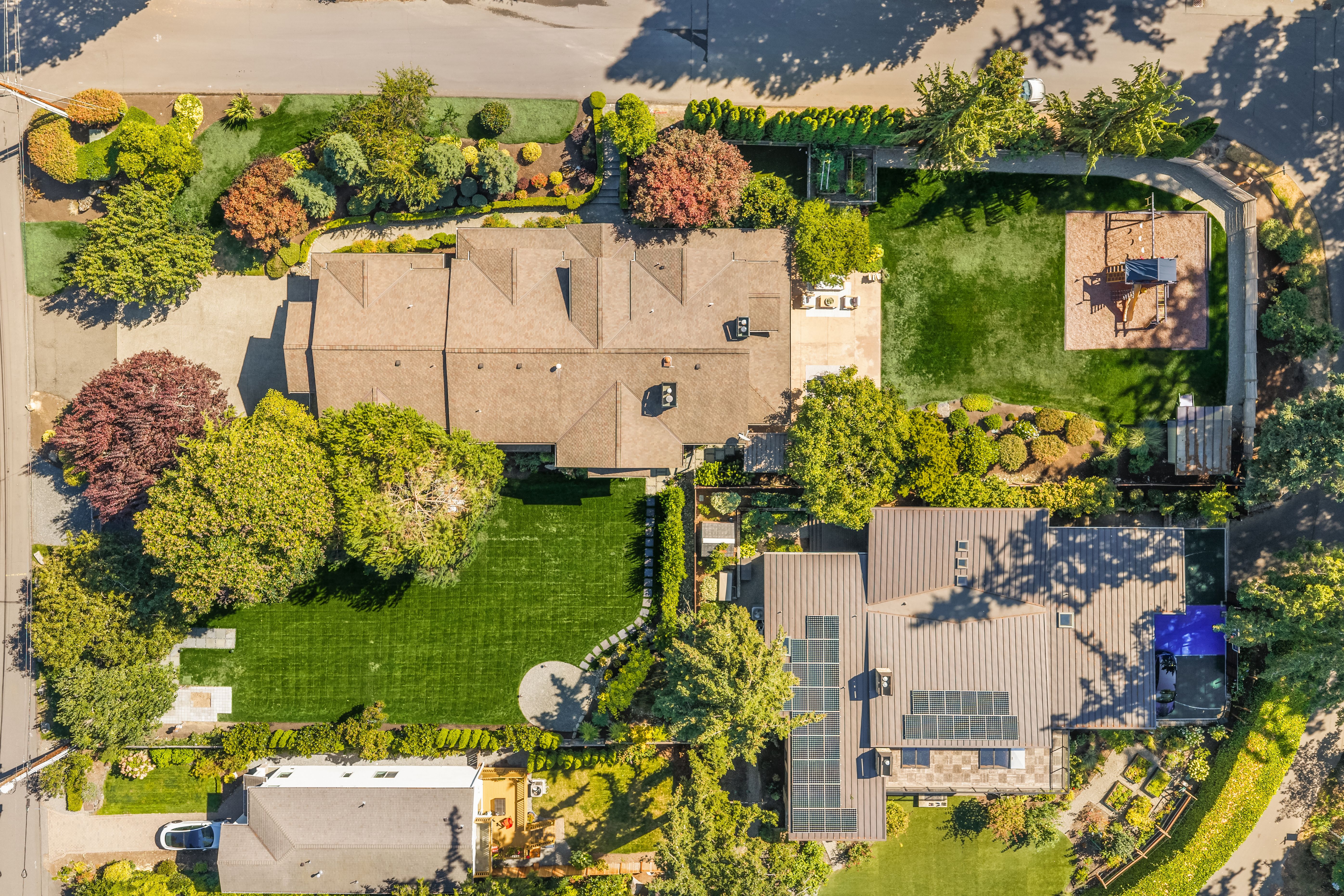 1411 8th St W, Kirkland, WA 98033 - 物件實景