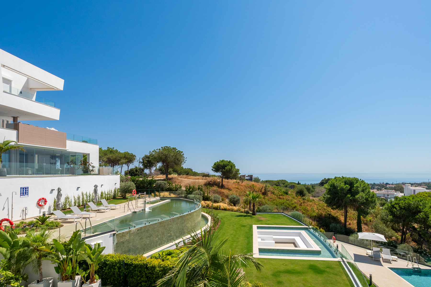  Contemporary apartment with panoramic sea views in Cabopino, Marbella - 物件實景