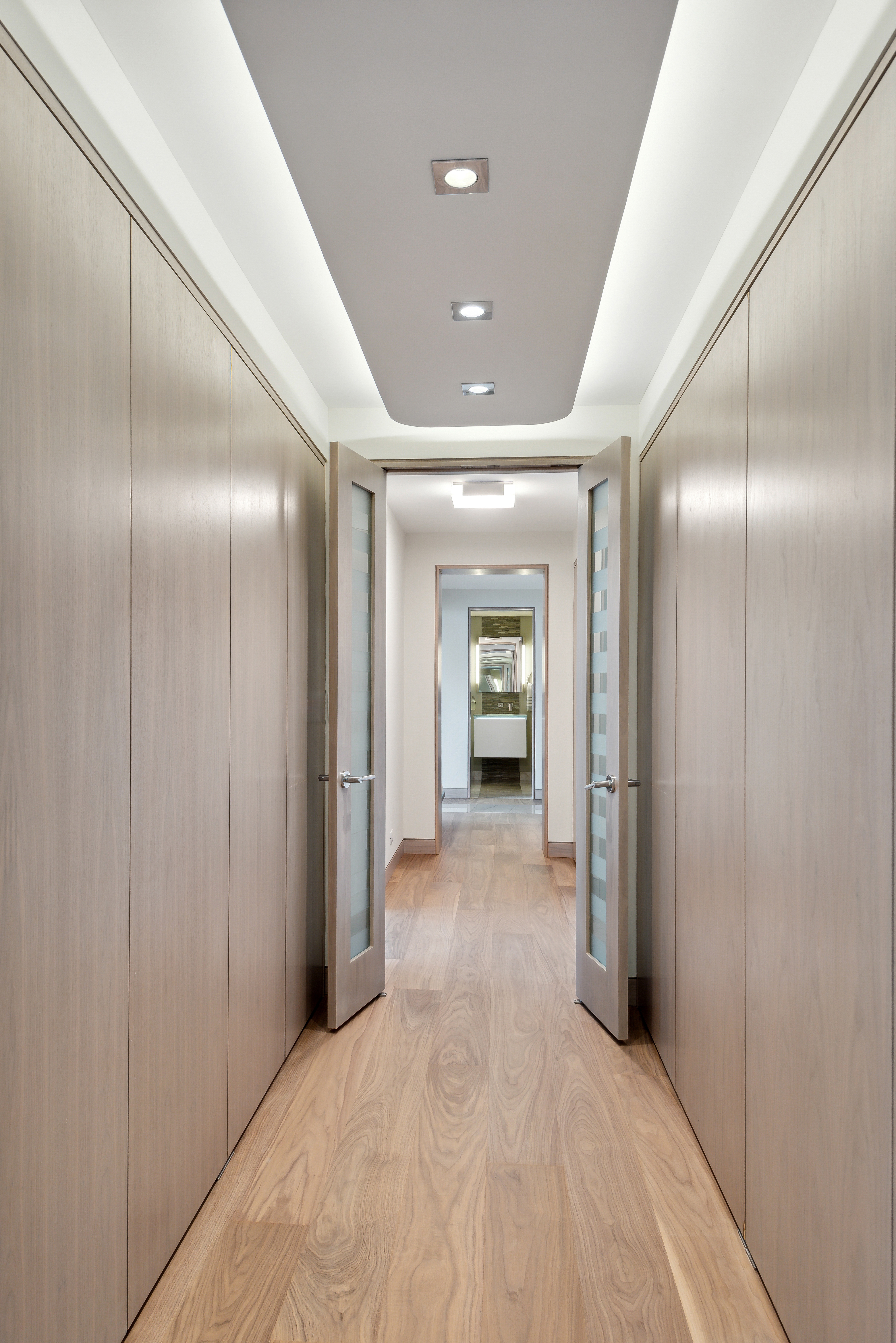  Absolutely Stunning, Penthouse Level Furnished Condo - 物件實景