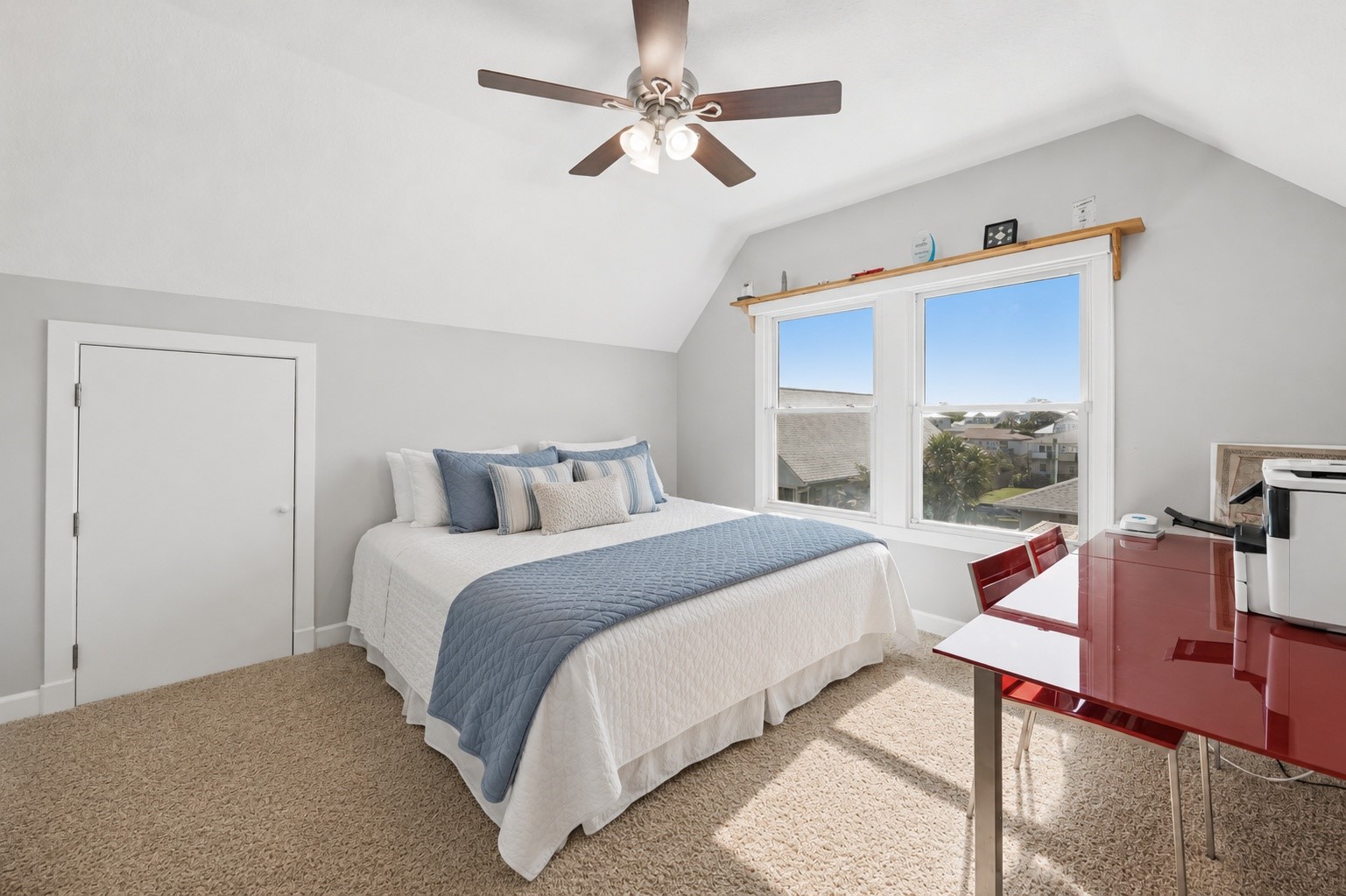 Fernandina Beach, Florida, 32034, United States, 4 Bedrooms Bedrooms, ,2 BathroomsBathrooms,Residential,For Sale,2049113