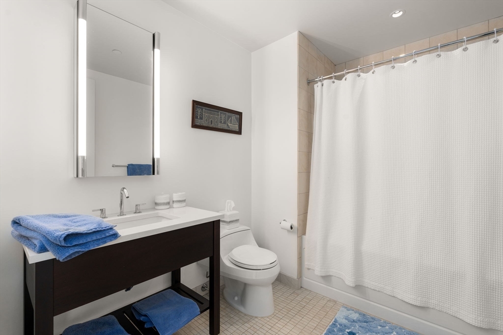 Boston, Massachusetts, 02210, United States, 2 Bedrooms Bedrooms, ,3 BathroomsBathrooms,Residential,For Sale,1770801