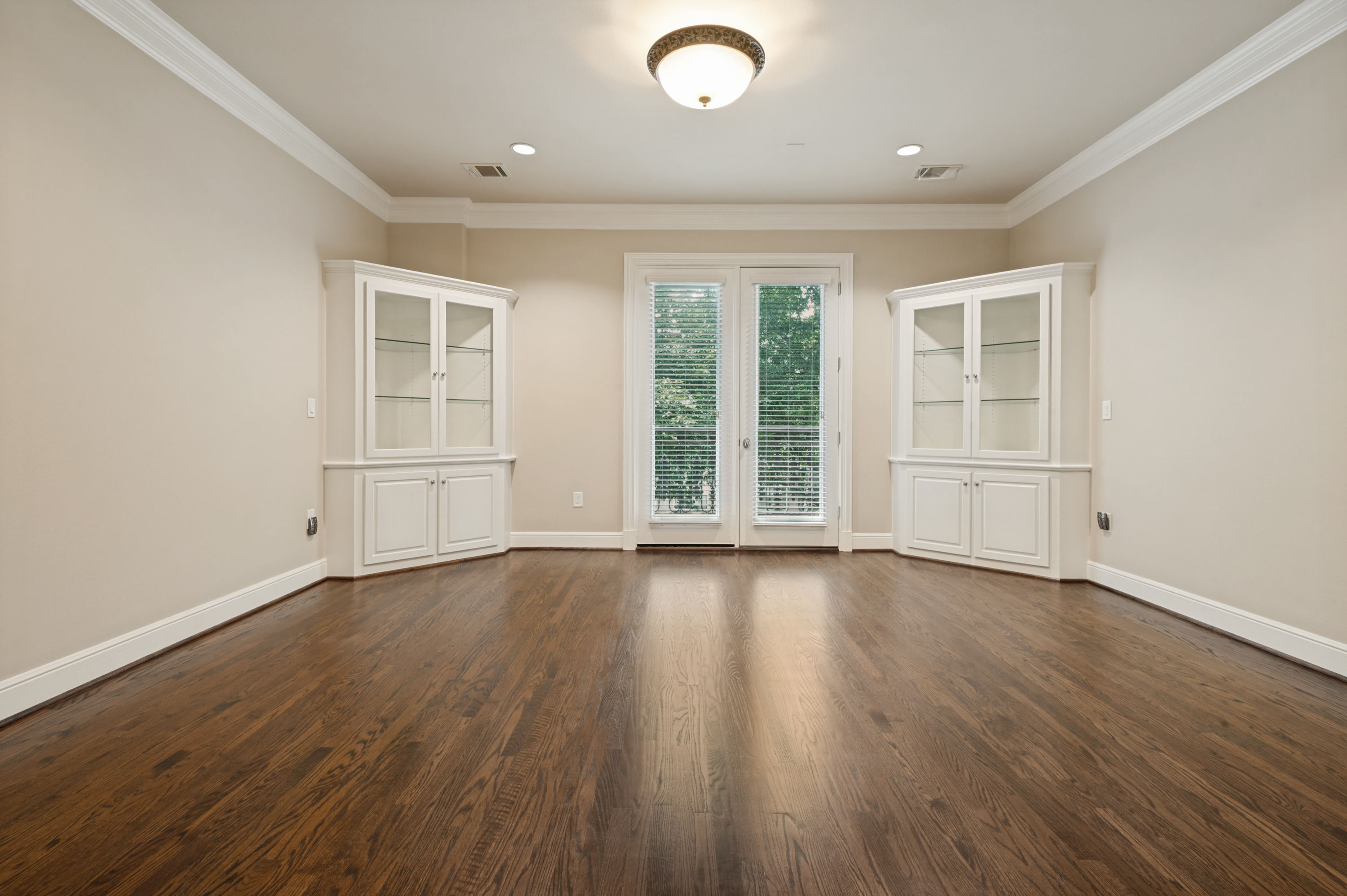  Move right in ... meticulously maintained Midrise in coveted Preston Hollow - 物件實景