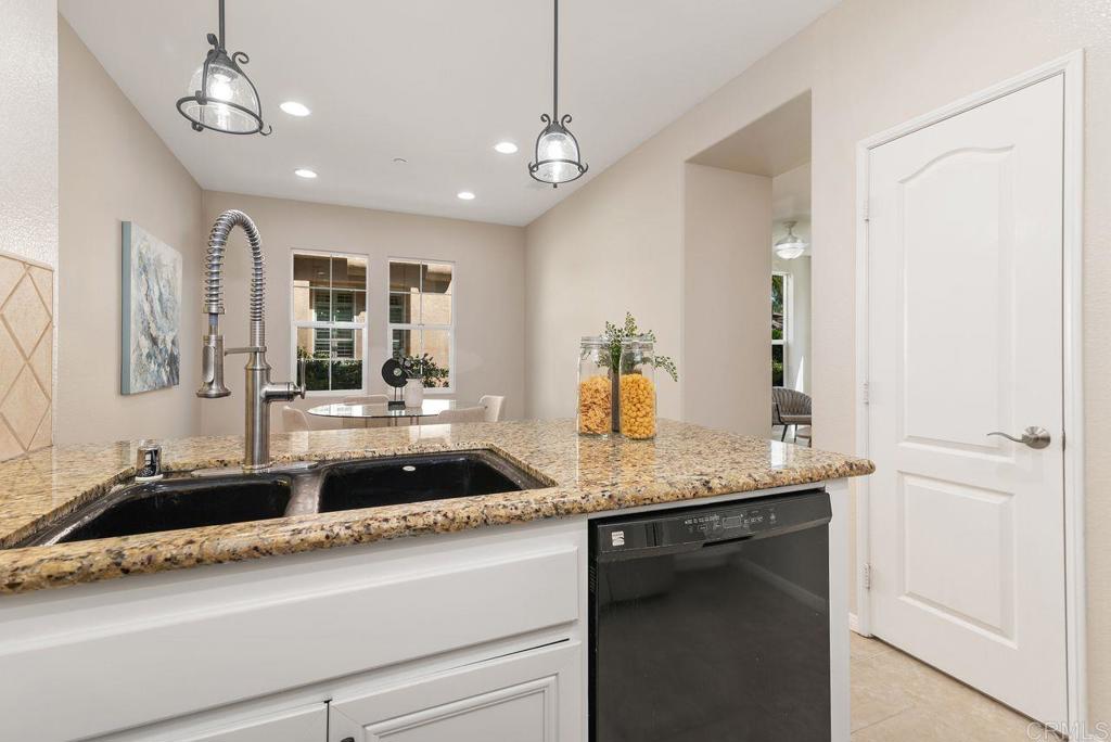 San Diego, California, 92130, United States, 3 Bedrooms Bedrooms, ,3 BathroomsBathrooms,Residential,For Sale,1885415
