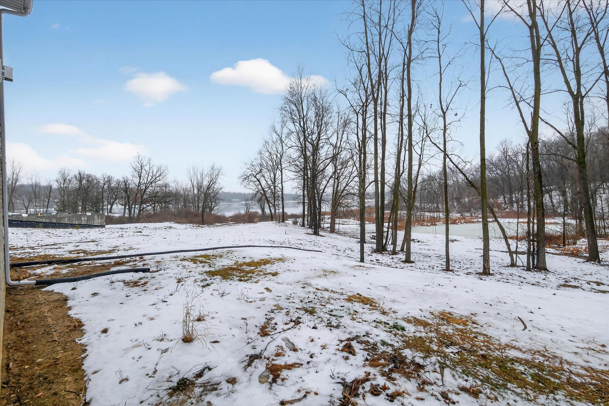 Ortonville, Michigan, 48462, United States, 5 Bedrooms Bedrooms, ,3 BathroomsBathrooms,Residential,For Sale,2008578