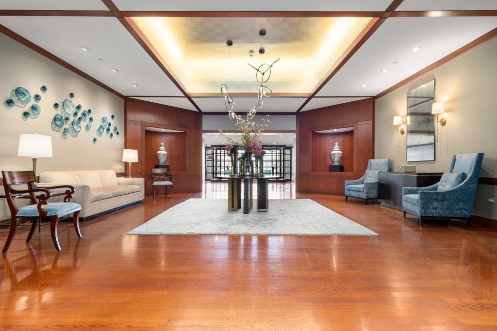 Cambridge, Massachusetts, 02142, United States, 2 Bedrooms Bedrooms, ,3 BathroomsBathrooms,Residential,For Sale,1784887
