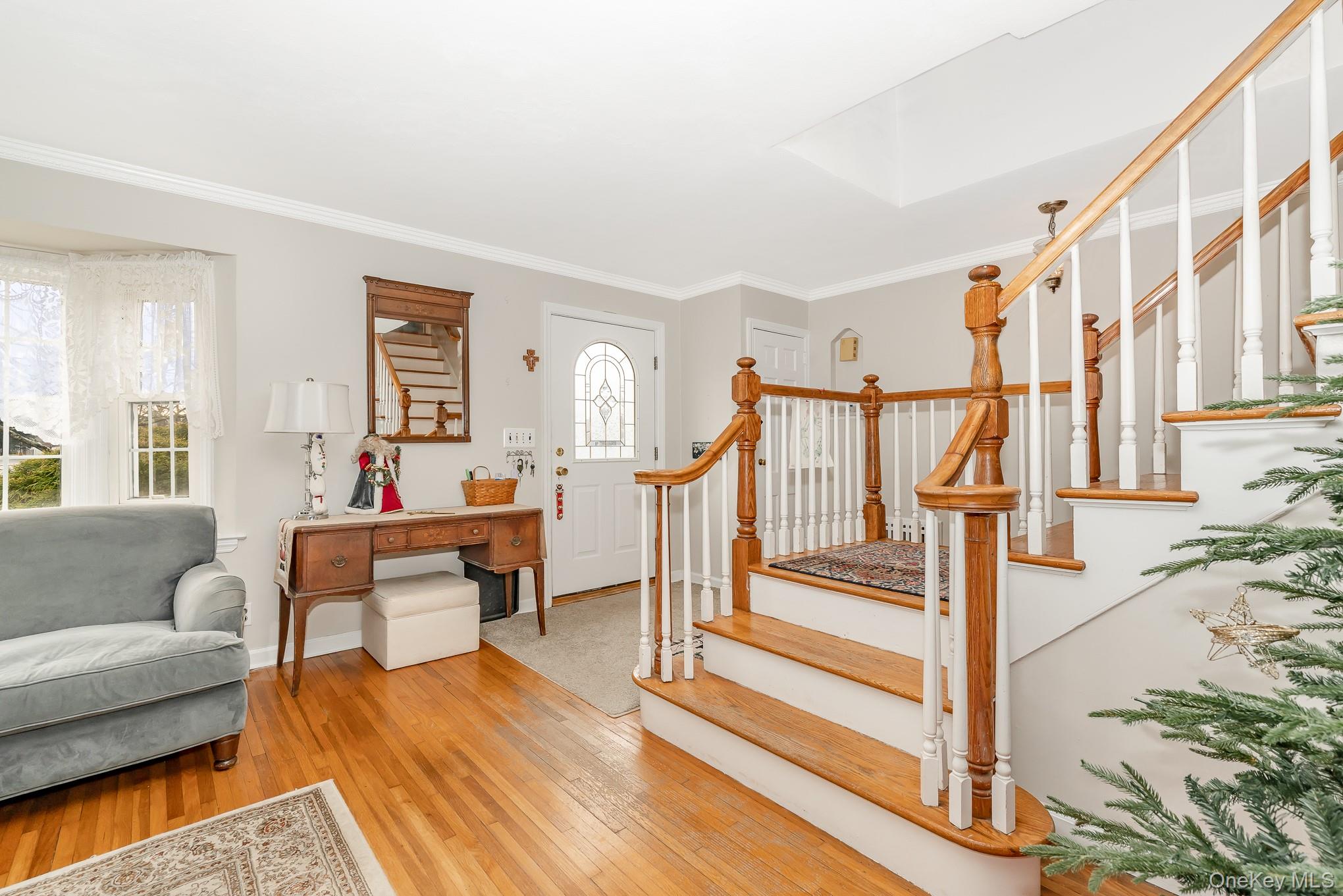 Seaford, New York, 11783, United States, 3 Bedrooms Bedrooms, ,2 BathroomsBathrooms,Residential,For Sale,2005849