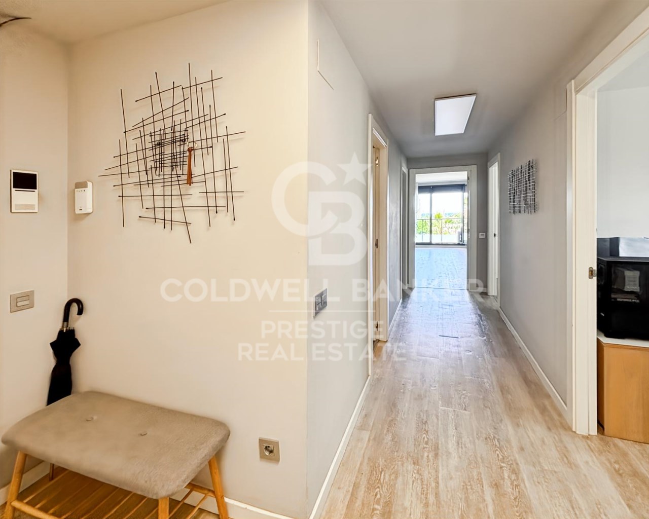 Barcelona, Catalonia, ES, 4 Bedrooms Bedrooms, ,3 BathroomsBathrooms,Residential,For Sale,1804639