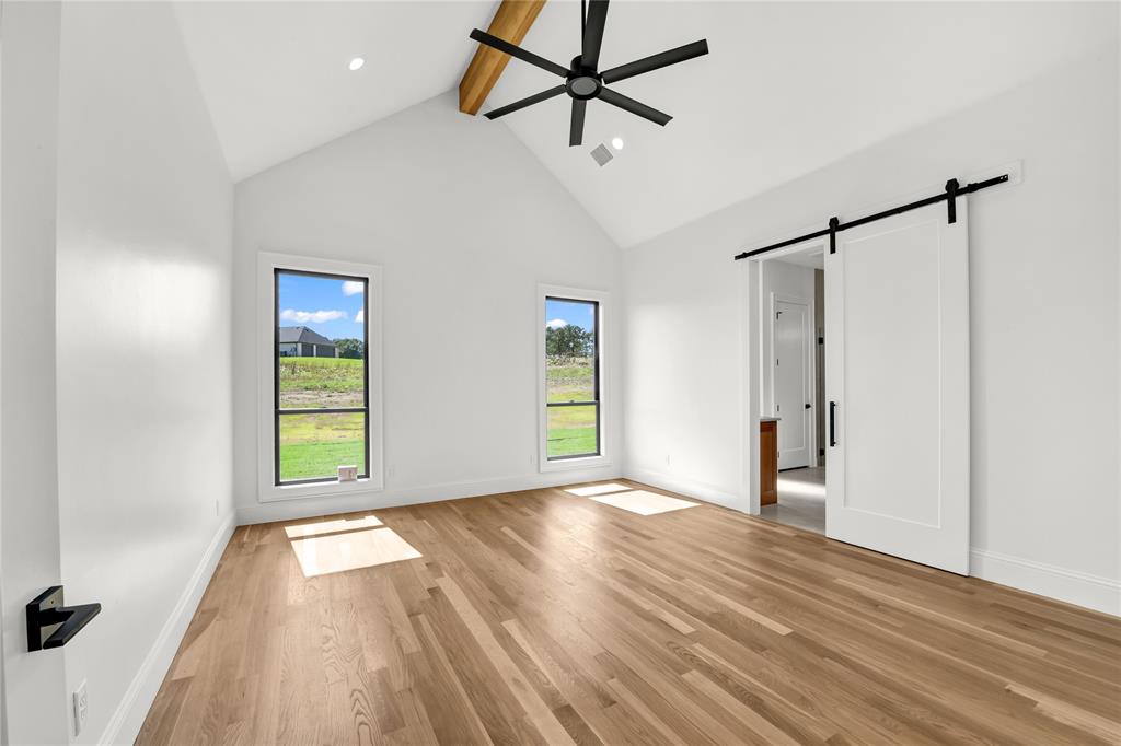 Weatherford, Texas, 76087, United States, 5 Bedrooms Bedrooms, ,6 BathroomsBathrooms,Residential,For Sale,1981061