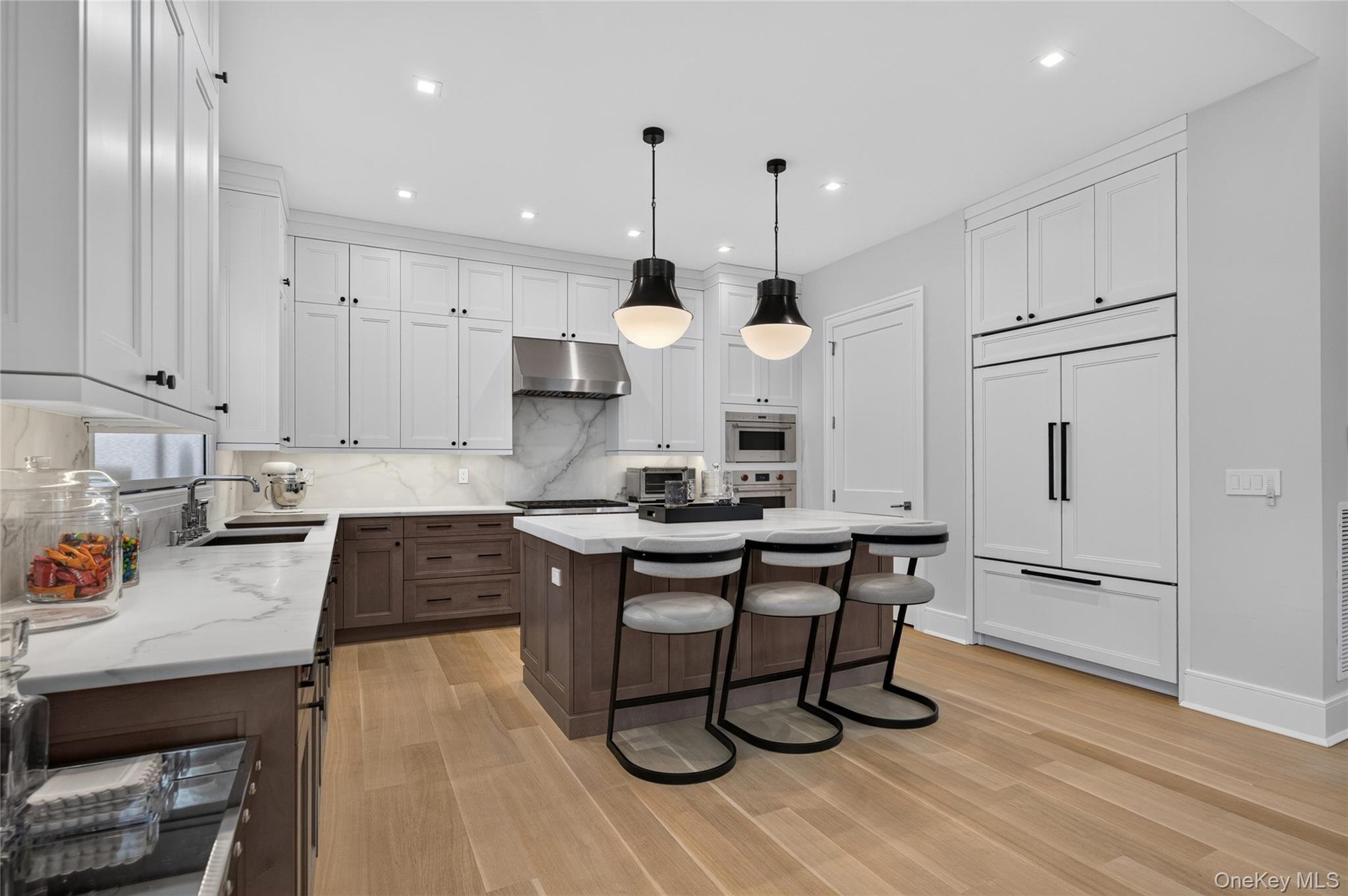  63 Three Ponds Lane W, Woodbury, NY, 11797 - 物件實景