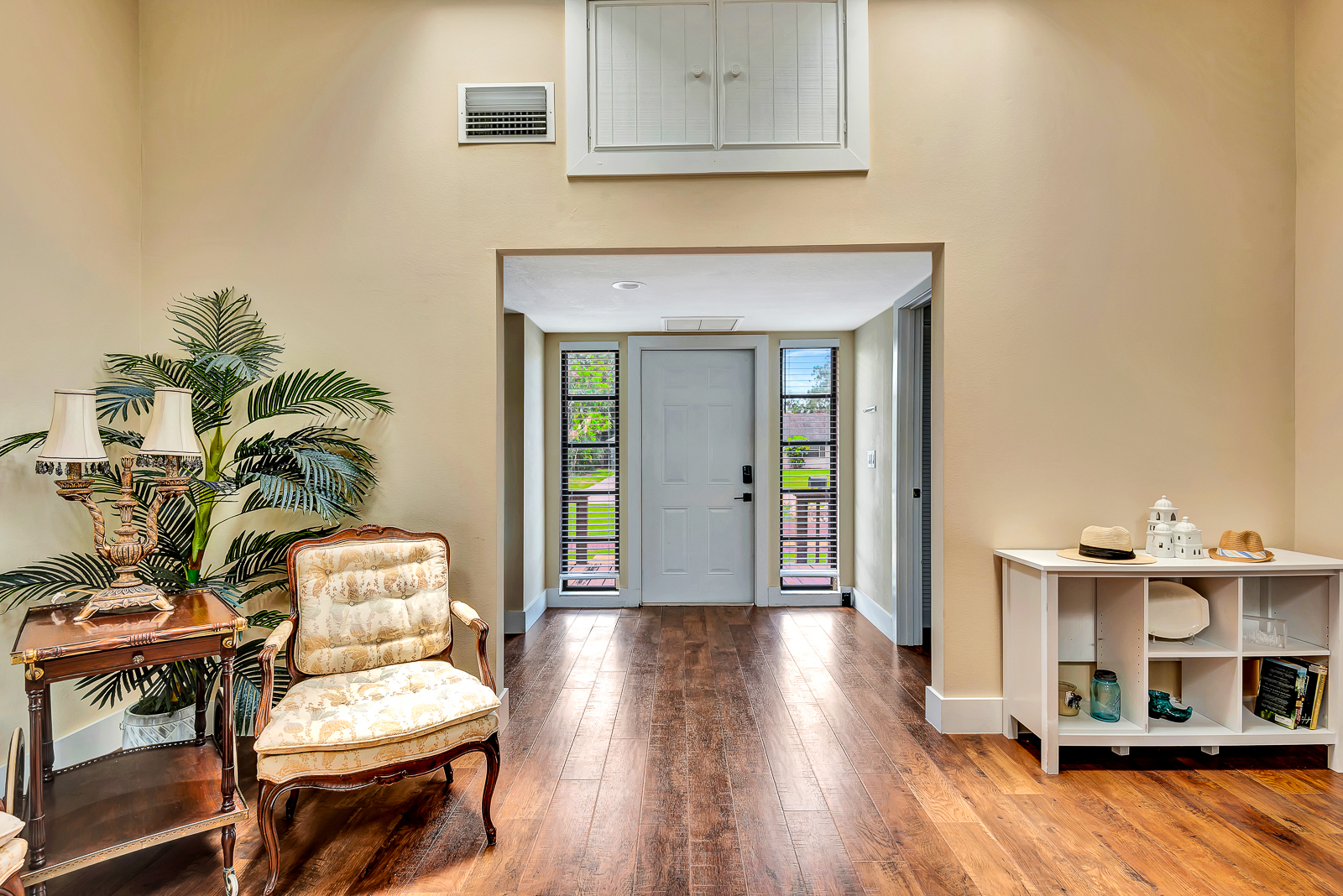 Sarasota, Florida, 34231, United States, 4 Bedrooms Bedrooms, ,2 BathroomsBathrooms,Residential,For Sale,1981224