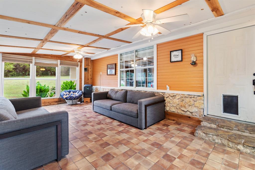 China Spring, Texas, 76633, United States, 3 Bedrooms Bedrooms, ,2 BathroomsBathrooms,Residential,For Sale,1986064