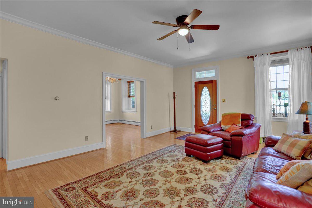 Mohrsville, Pennsylvania, 19541, United States, 4 Bedrooms Bedrooms, ,2 BathroomsBathrooms,Residential,For Sale,1827431