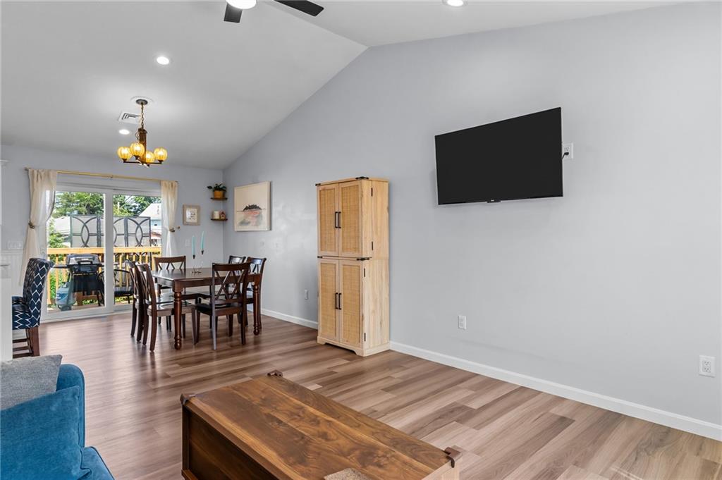 Cranston, Rhode Island, 02910, United States, 3 Bedrooms Bedrooms, ,3 BathroomsBathrooms,Residential,For Sale,1915562