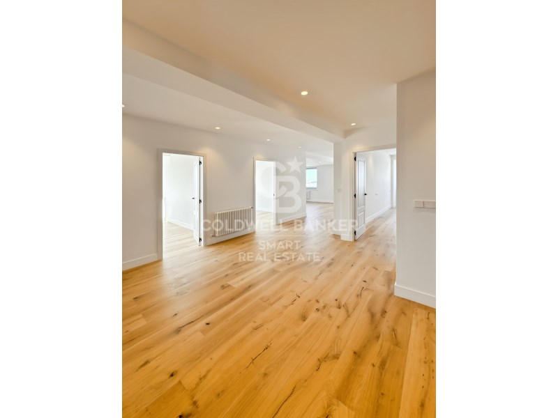 A Coruña, Galicia, 15006, ES, 3 Bedrooms Bedrooms, ,2 BathroomsBathrooms,Residential,For Sale,1932628
