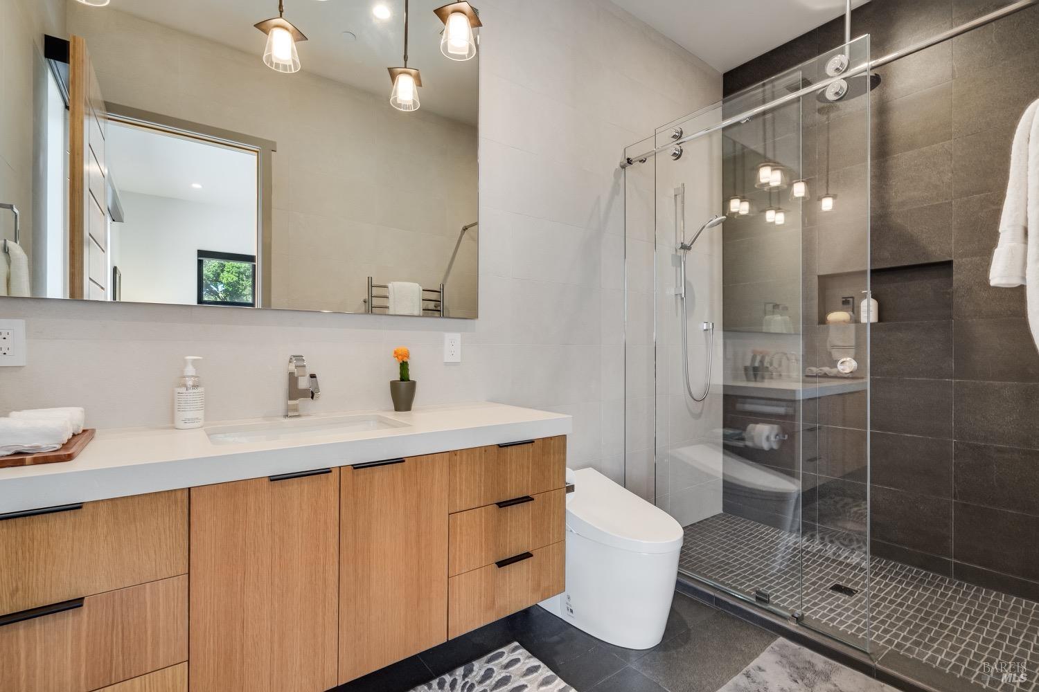 Napa, California, 94558, United States, 2 Bedrooms Bedrooms, ,5 BathroomsBathrooms,Residential,For Sale,1759434
