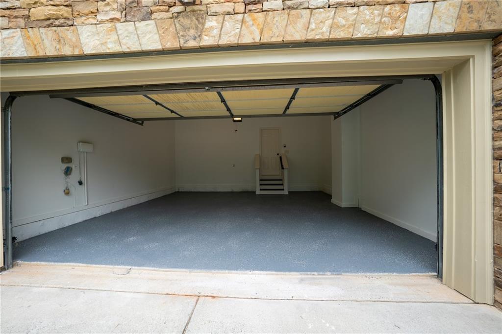 Cumming, Georgia, 30041, United States, 7 Bedrooms Bedrooms, ,4 BathroomsBathrooms,Residential,For Sale,1977332