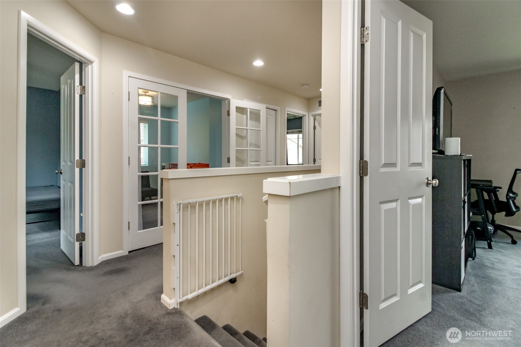 Puyallup, Washington, 98373, United States, 3 Bedrooms Bedrooms, ,3 BathroomsBathrooms,Residential,For Sale,1979459