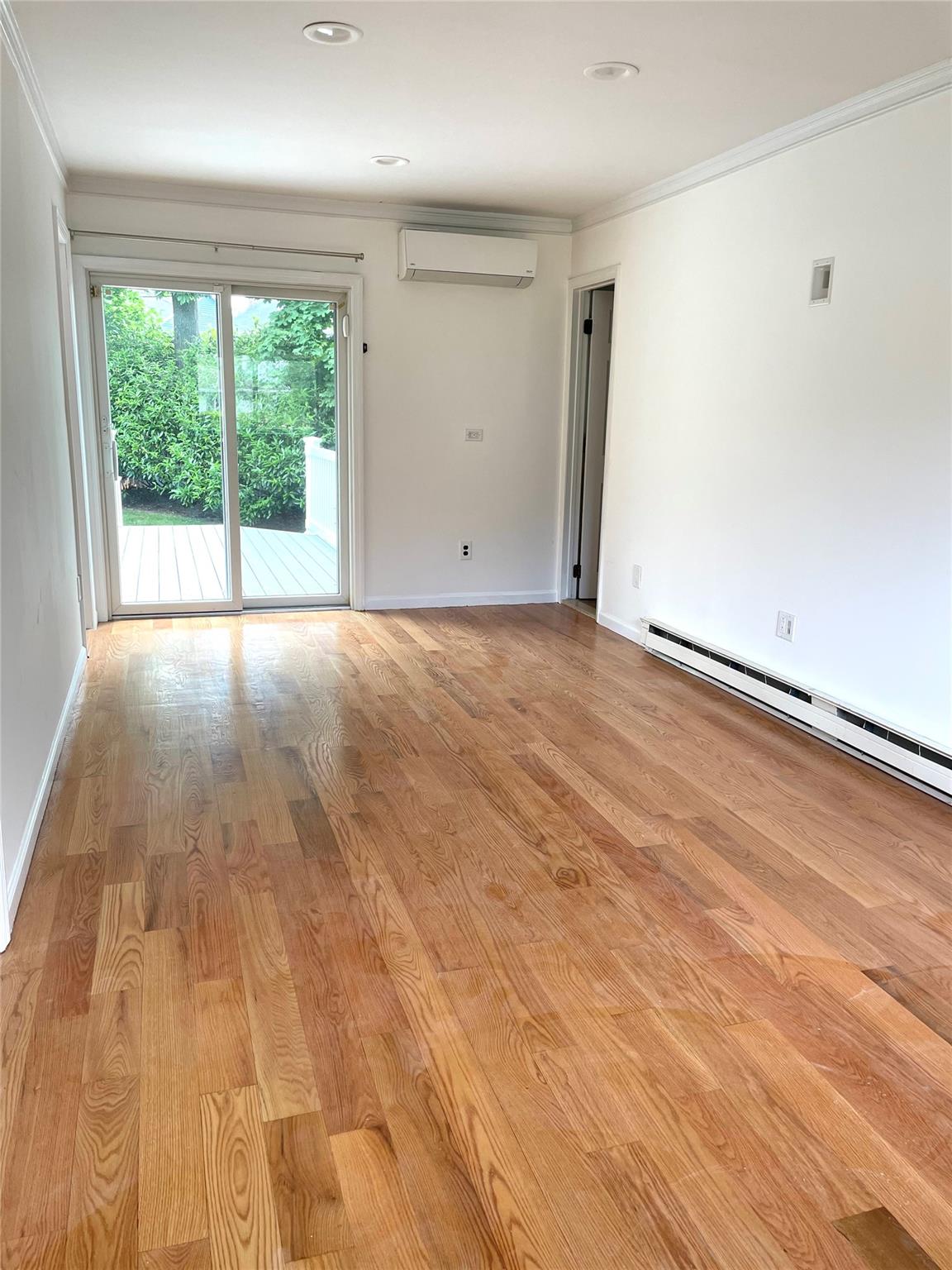 Plainview, New York, 11803, United States, 3 Bedrooms Bedrooms, ,2 BathroomsBathrooms,Residential,For Sale,1751555