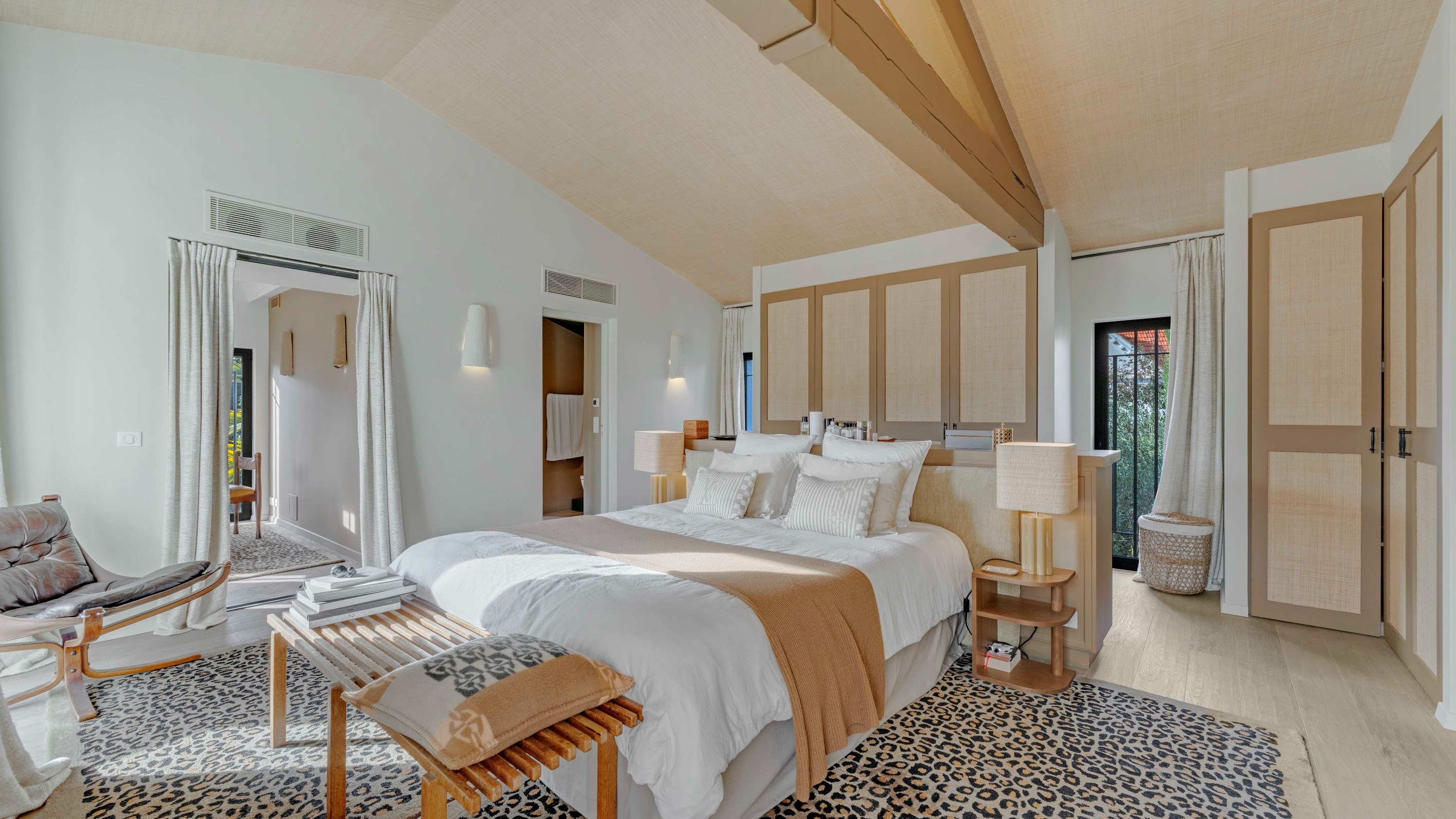  Saint-Tropez contemporary villa with pool walking distance to the village centre - 物件實景