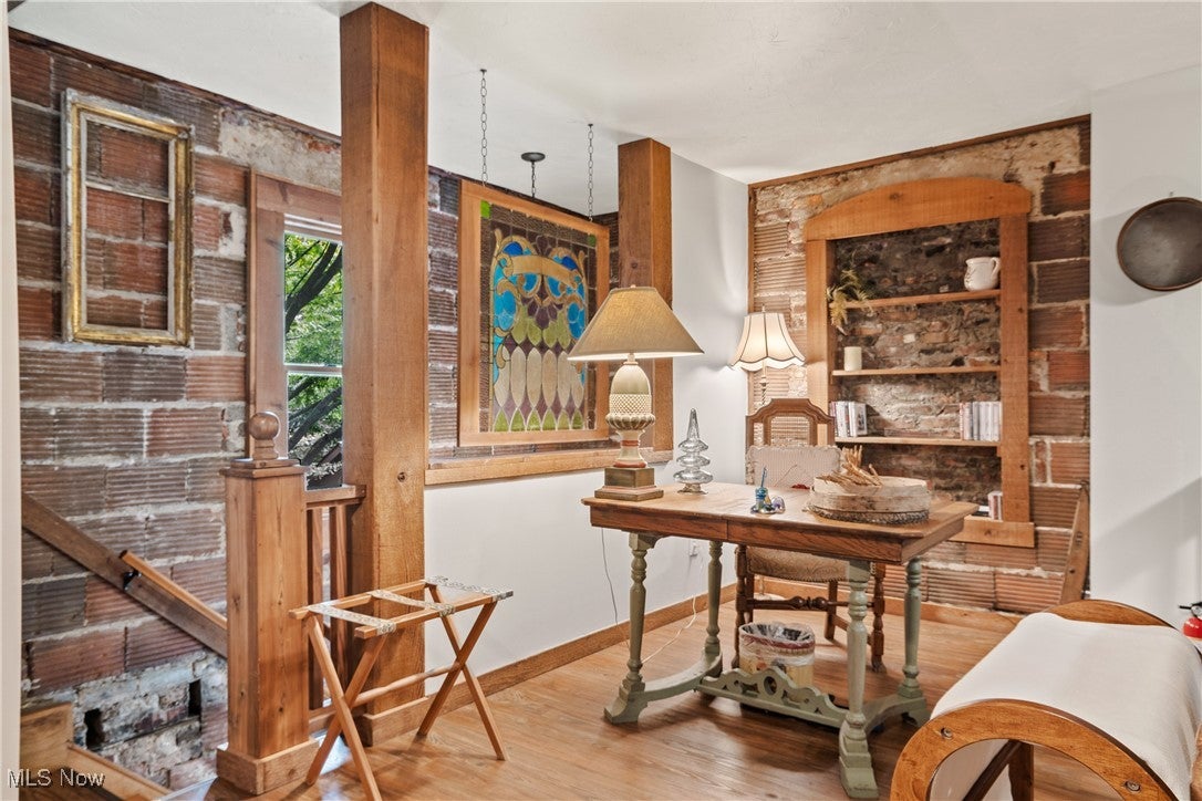 Cleveland, Ohio, 44113, United States, 3 Bedrooms Bedrooms, ,4 BathroomsBathrooms,Residential,For Sale,1984065