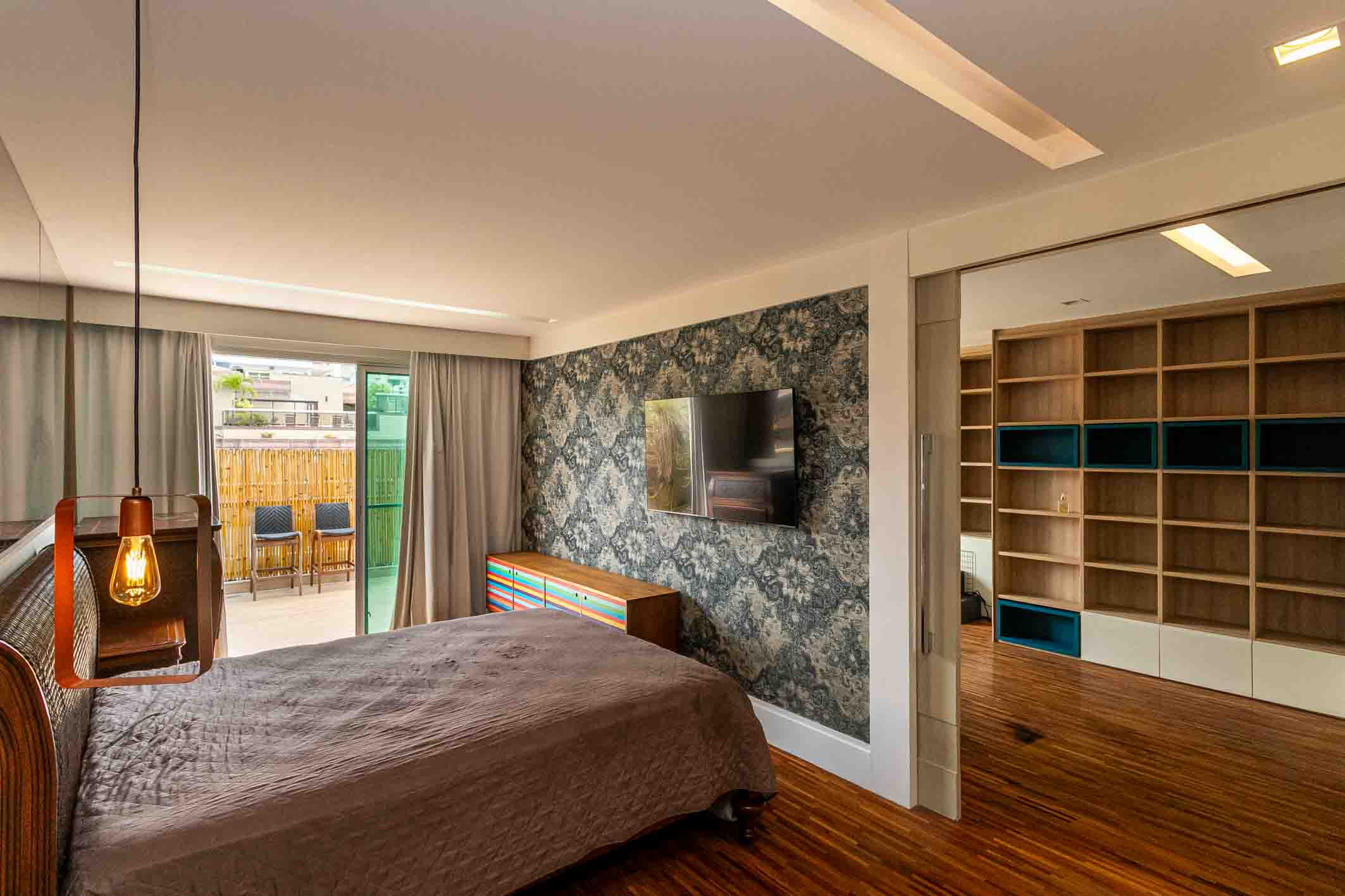  Renovated penthouse with four bedrooms near the beach - 物件實景