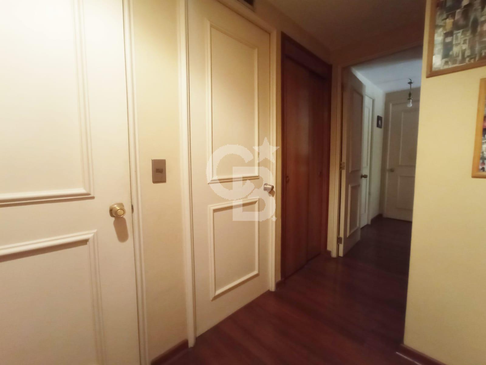 Las Condes, Chile, 4 Bedrooms Bedrooms, ,3 BathroomsBathrooms,Residential,For Sale,2003149