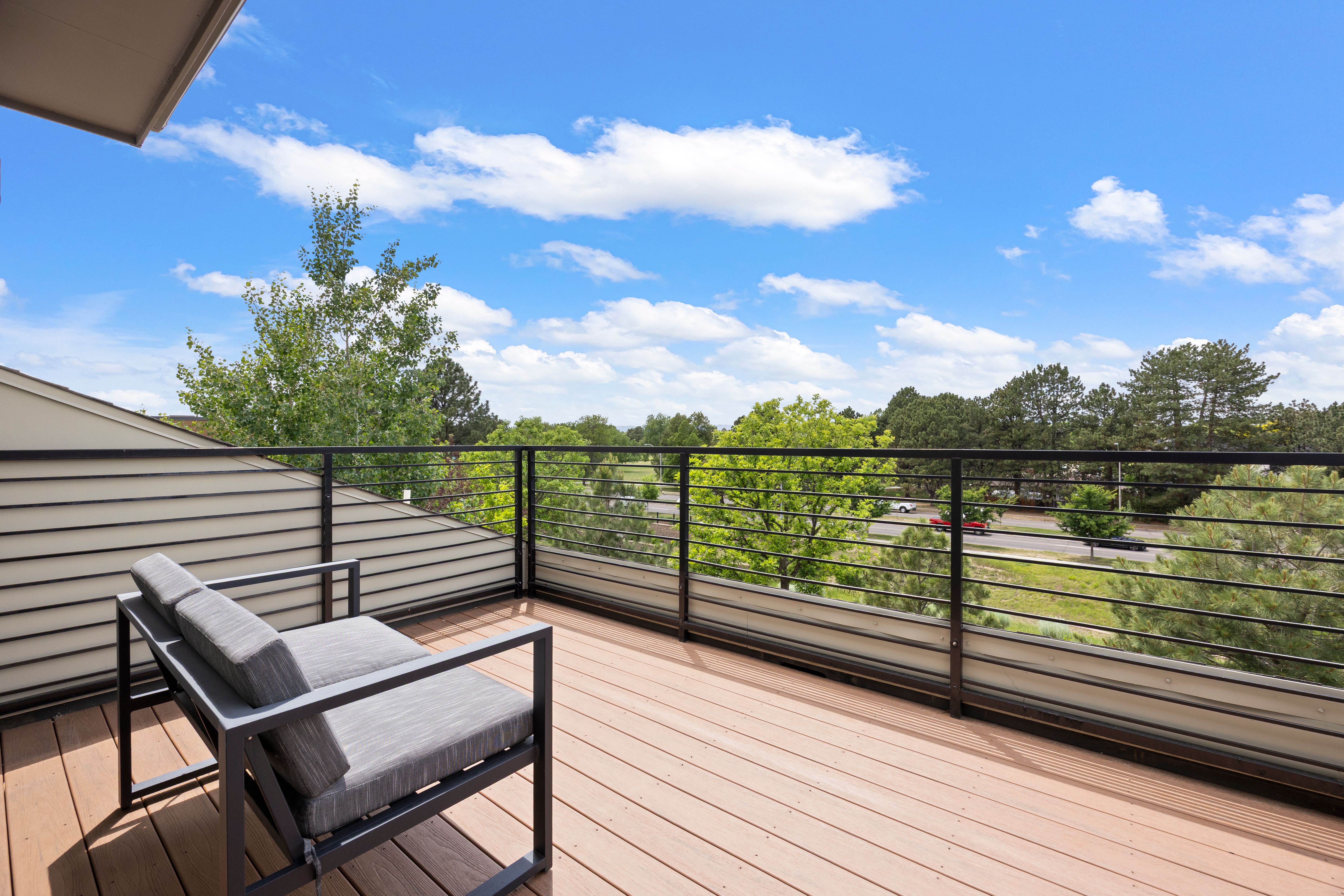  Exceptional Contemporary Move-In Ready Designed For Modern Living - 物件實景