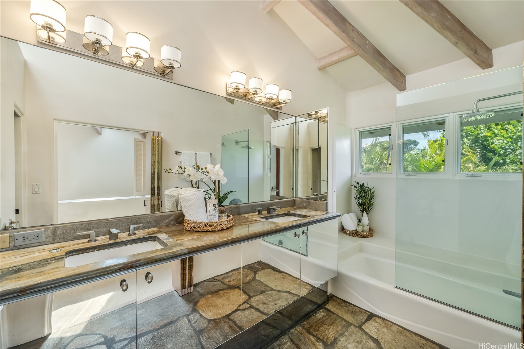 Honolulu, Hawaii, 96816, United States, ,Residential,For Sale,1947055