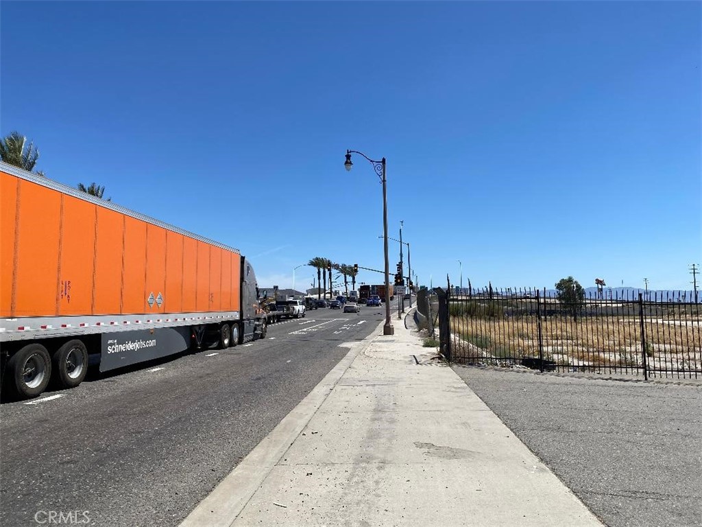 Fontana, California, 92335, United States, ,Land,For Sale,1976129