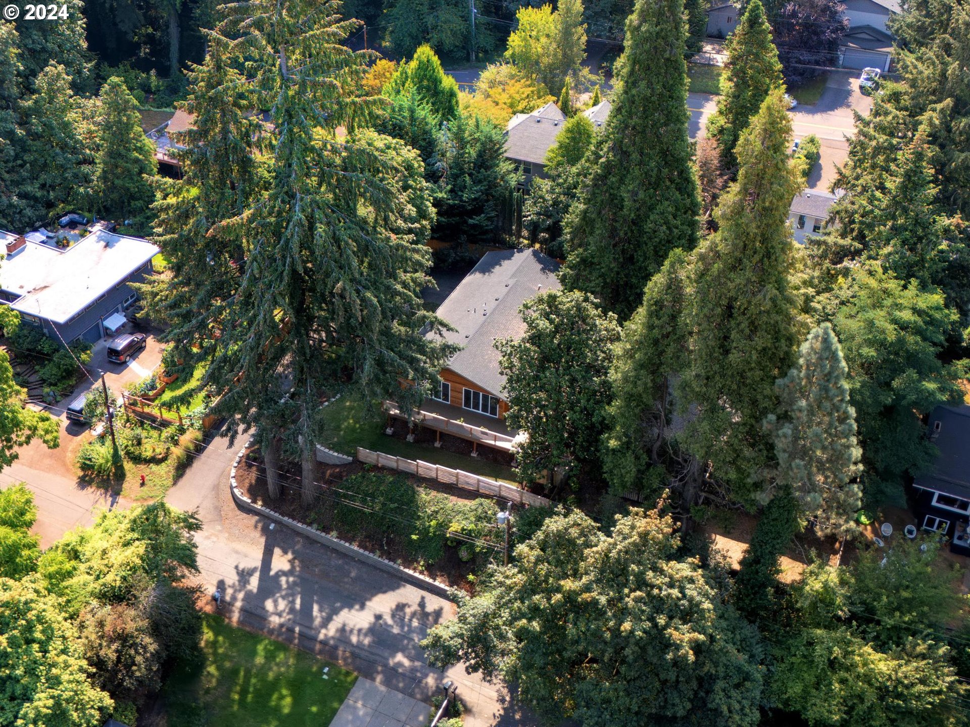 818 Ash St, Lake Oswego, Oregon, 97034, United States, 3 Bedrooms Bedrooms, ,2 BathroomsBathrooms,Residential,For Sale,818 Ash St,1602633