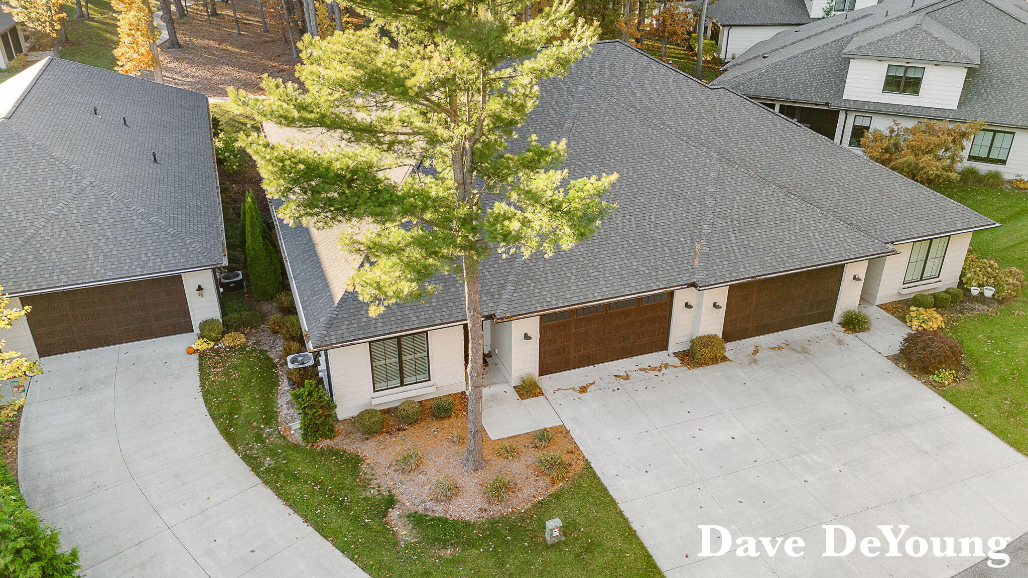 Holland, Michigan, 49424, United States, 3 Bedrooms Bedrooms, ,3 BathroomsBathrooms,Residential,For Sale,1986550