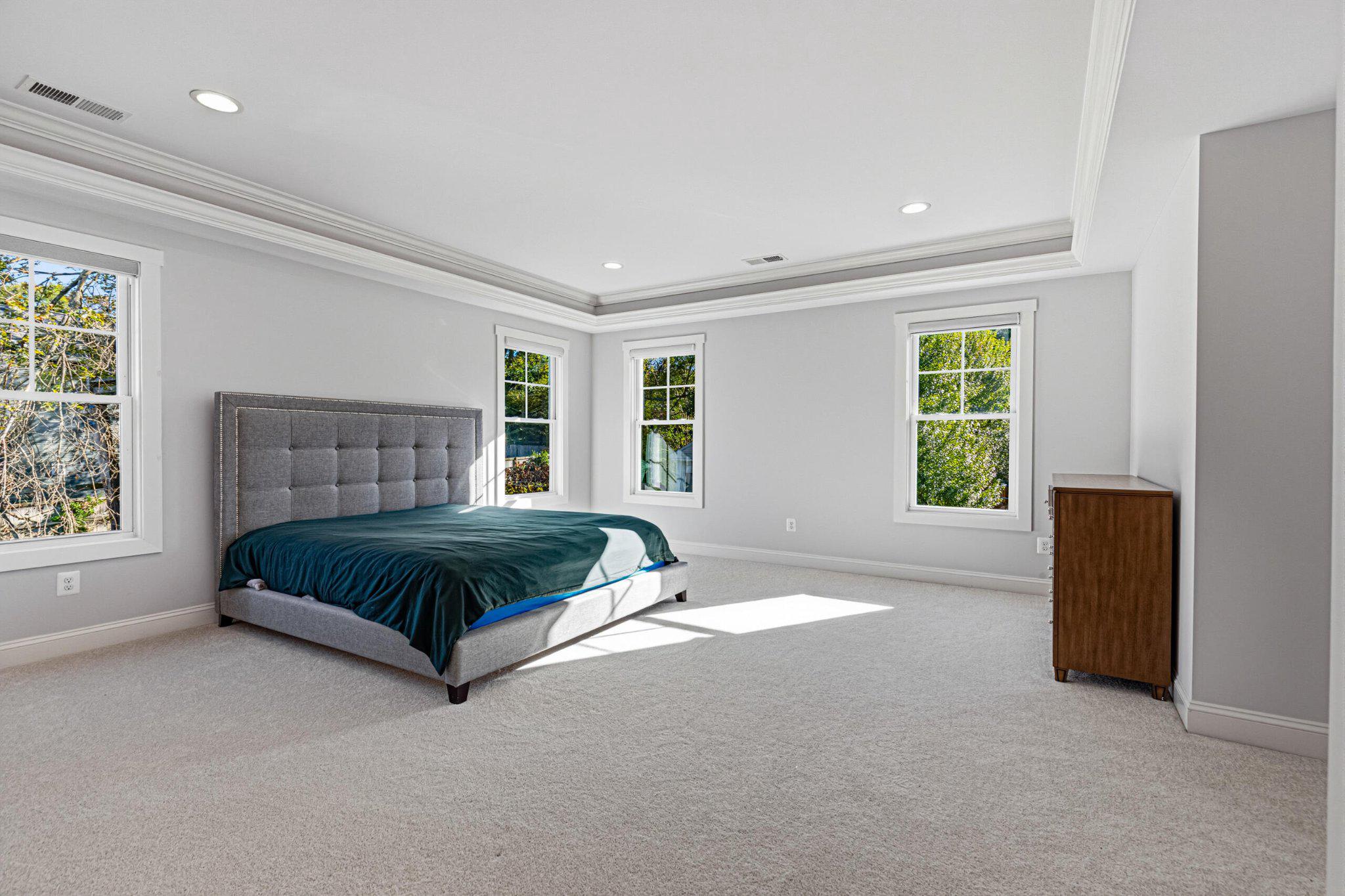  1404 Cottage Street SW, Vienna, VA, 22180 - 物件實景