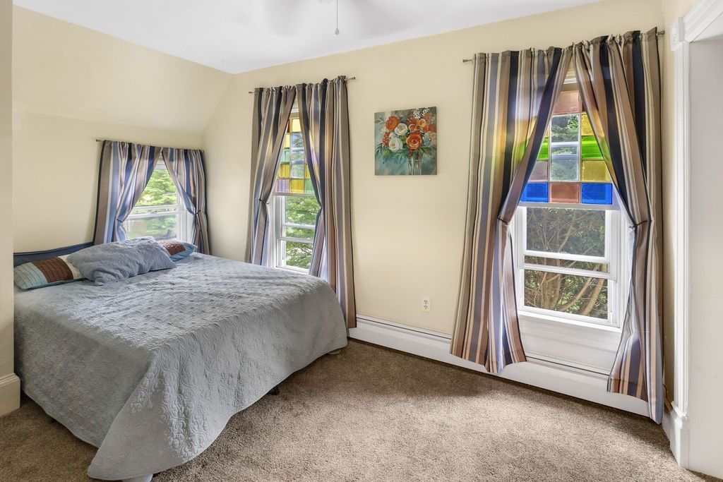 Stamford, New York, 13786, United States, 5 Bedrooms Bedrooms, ,2 BathroomsBathrooms,Residential,For Sale,1925554
