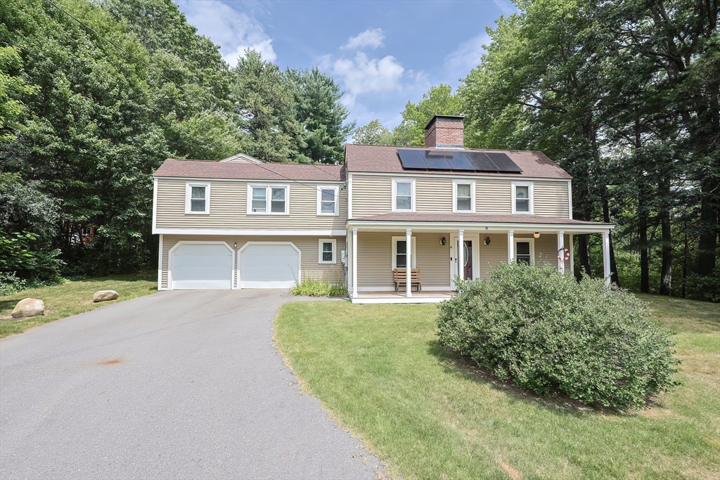 Ayer, Massachusetts, 01432, United States, 4 Bedrooms Bedrooms, ,3 BathroomsBathrooms,Residential,For Sale,1896806