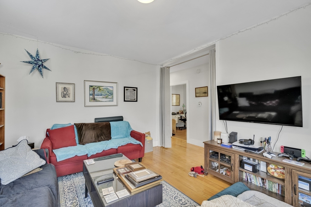 Boston, Massachusetts, 02135, United States, 12 Bedrooms Bedrooms, ,3 BathroomsBathrooms,Residential,For Sale,1907828
