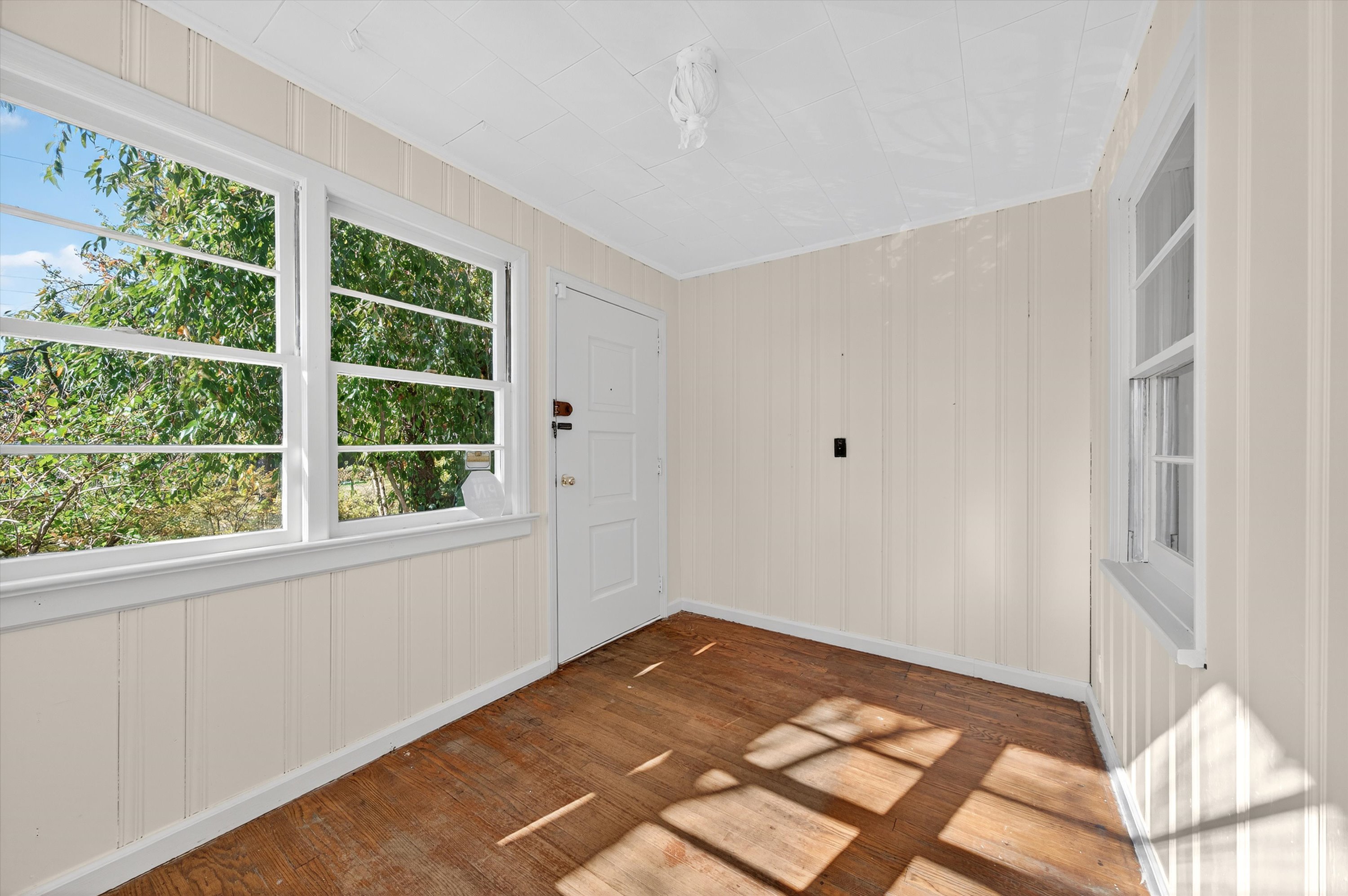 Monroe, New York, 10950, United States, 3 Bedrooms Bedrooms, ,2 BathroomsBathrooms,Residential,For Sale,1983456