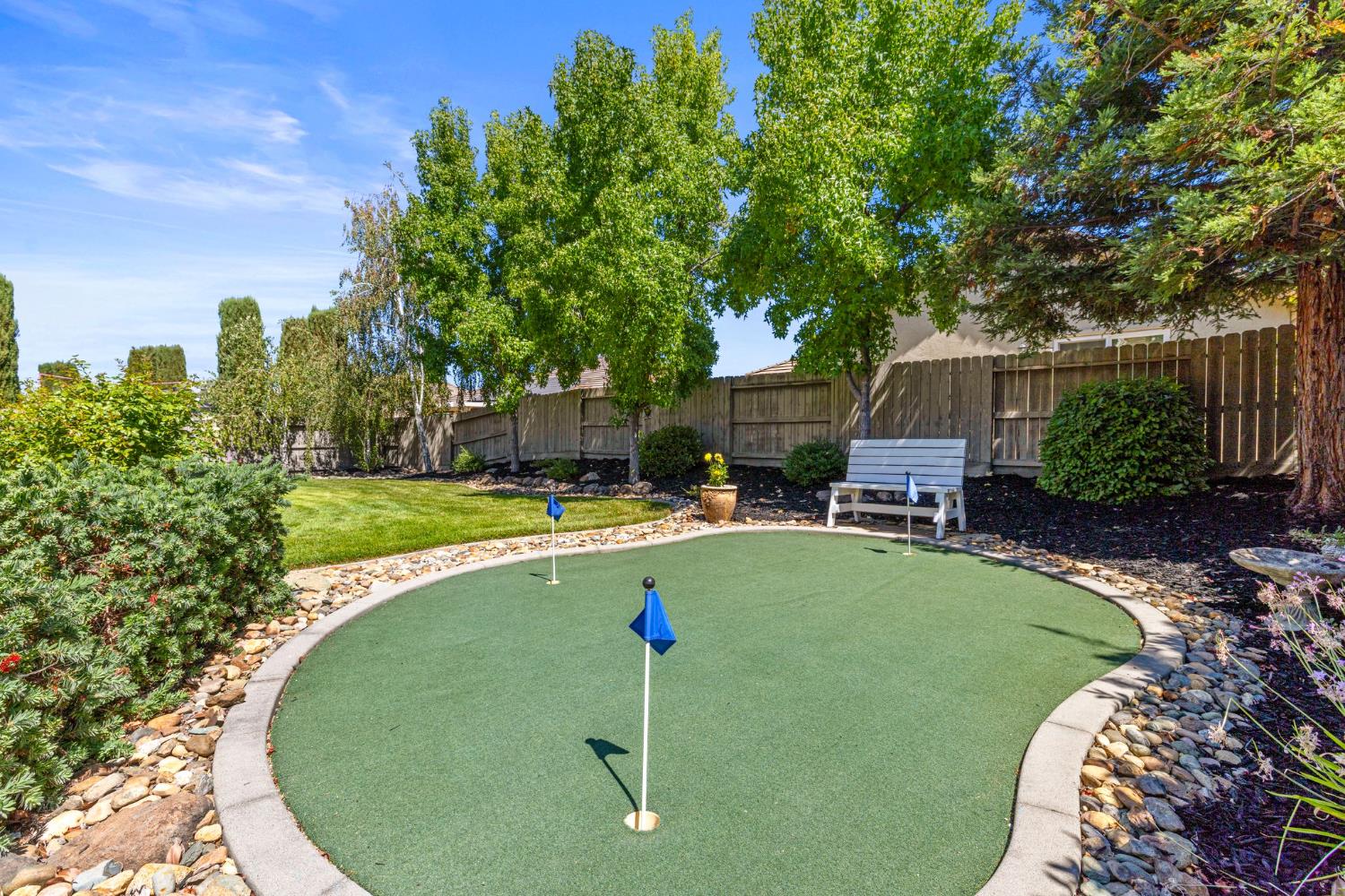 El Dorado Hills, California, 95762, United States, 4 Bedrooms Bedrooms, ,3 BathroomsBathrooms,Residential,For Sale,1925996