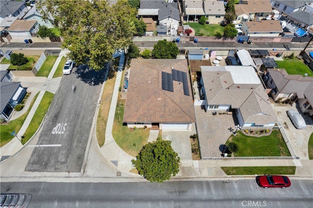 Downey, California, 90242, United States, 3 Bedrooms Bedrooms, ,2 BathroomsBathrooms,Residential,For Sale,1938023