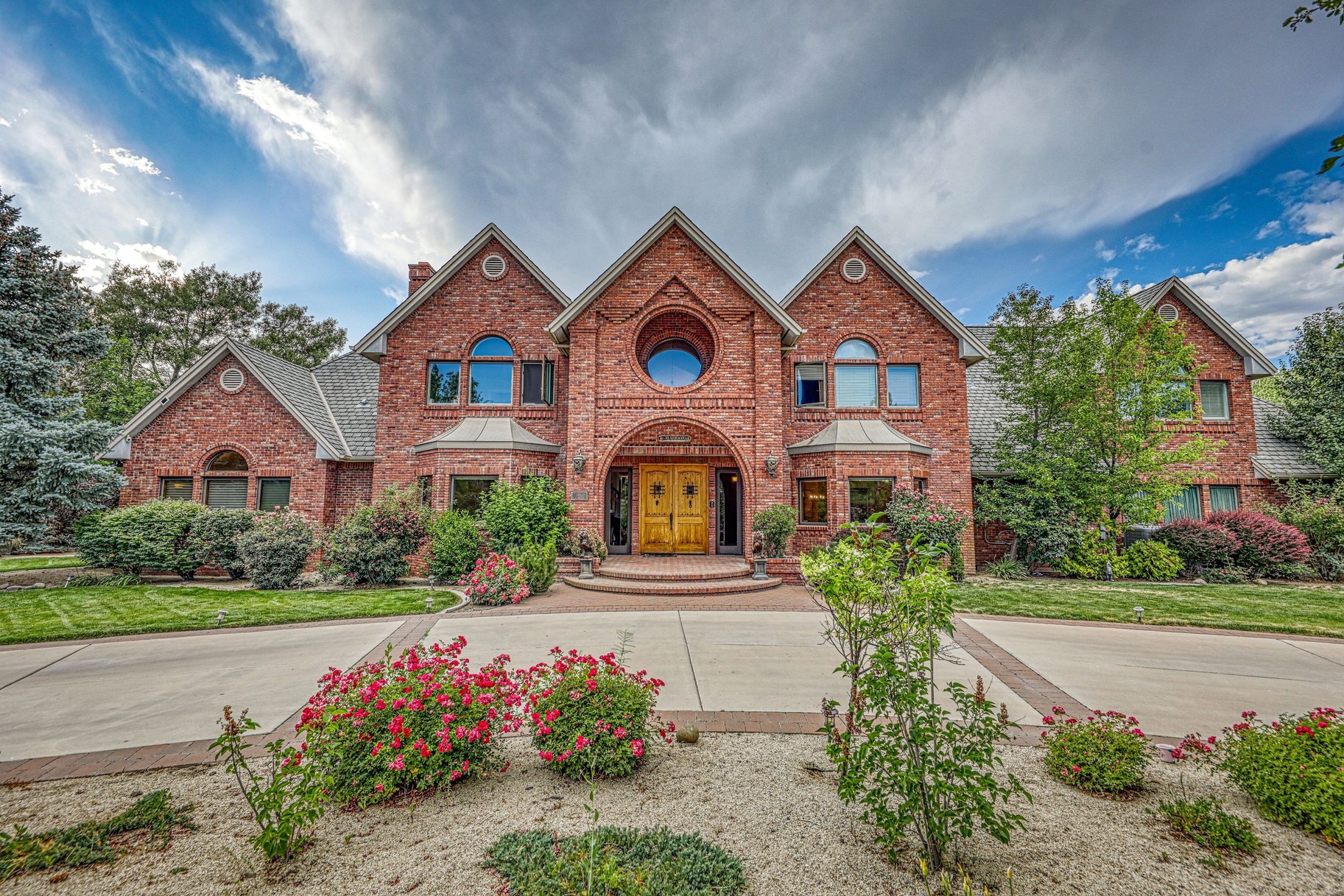  A Rare Lakefront Estate in the Heart of Reno no in One of Northern Nevada