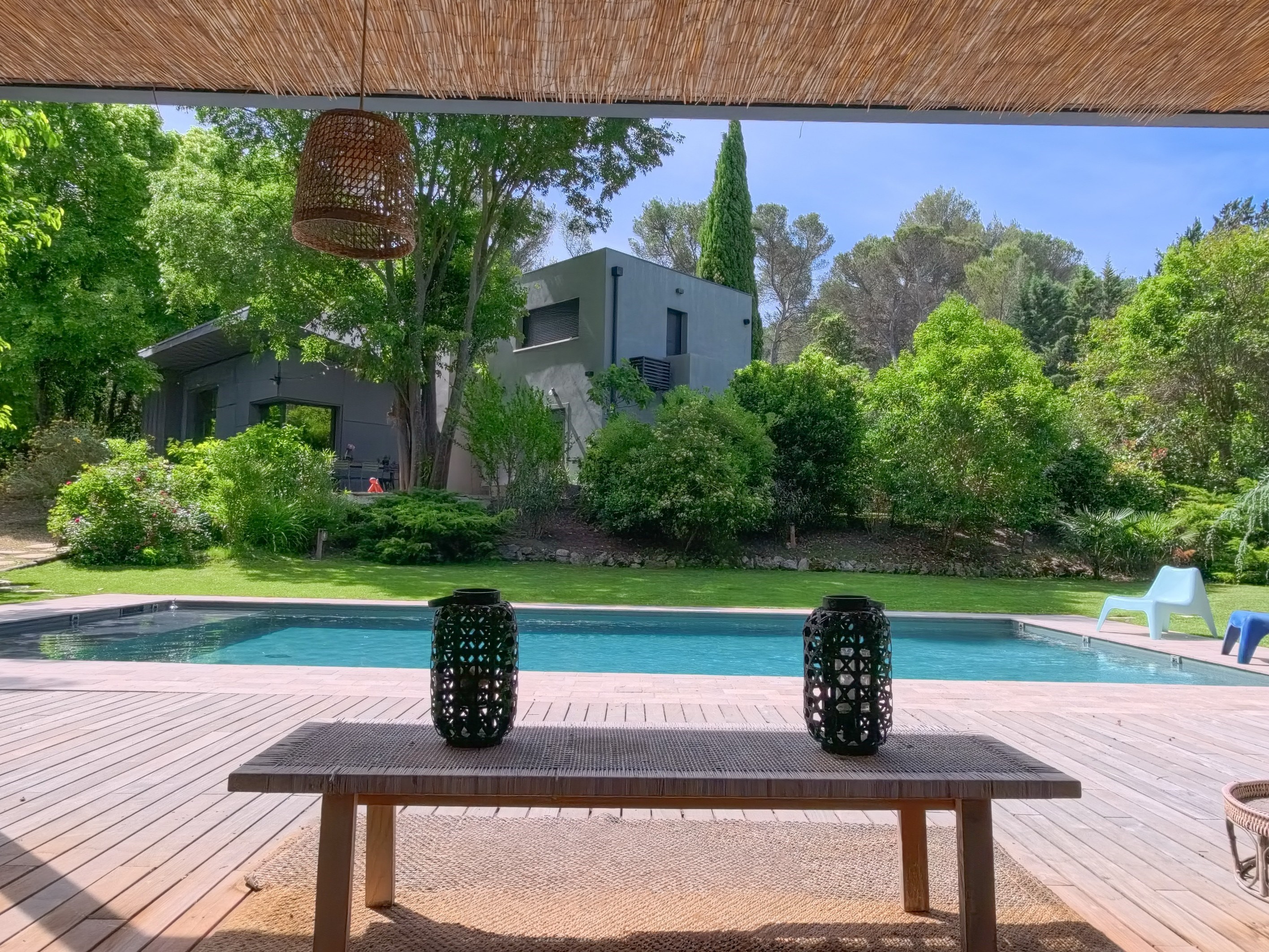  Elegant family estate with 6 suites, guest house, swimming pool, and outbuildin… - 物件實景