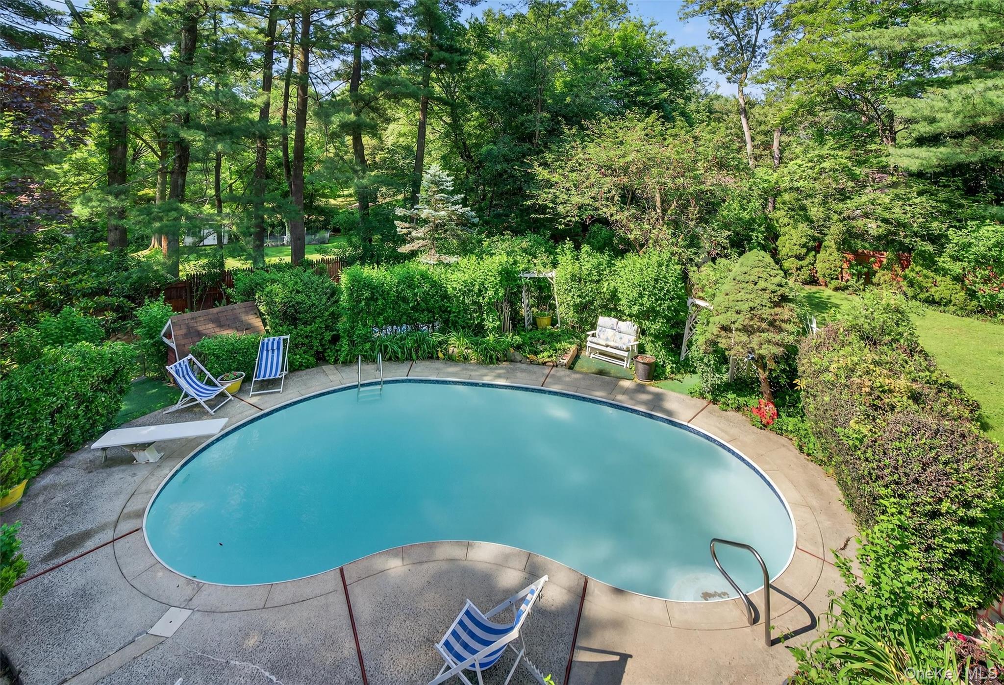 New City, New York, 10956, United States, 4 Bedrooms Bedrooms, ,3 BathroomsBathrooms,Residential,For Sale,2049142
