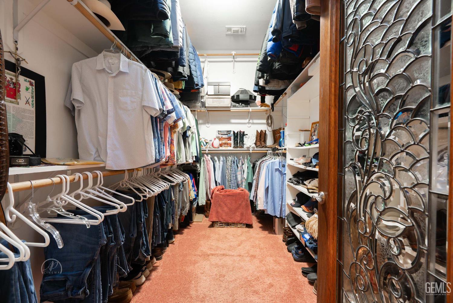 Bakersfield, California, 93308, United States, 4 Bedrooms Bedrooms, ,5 BathroomsBathrooms,Residential,For Sale,1992415