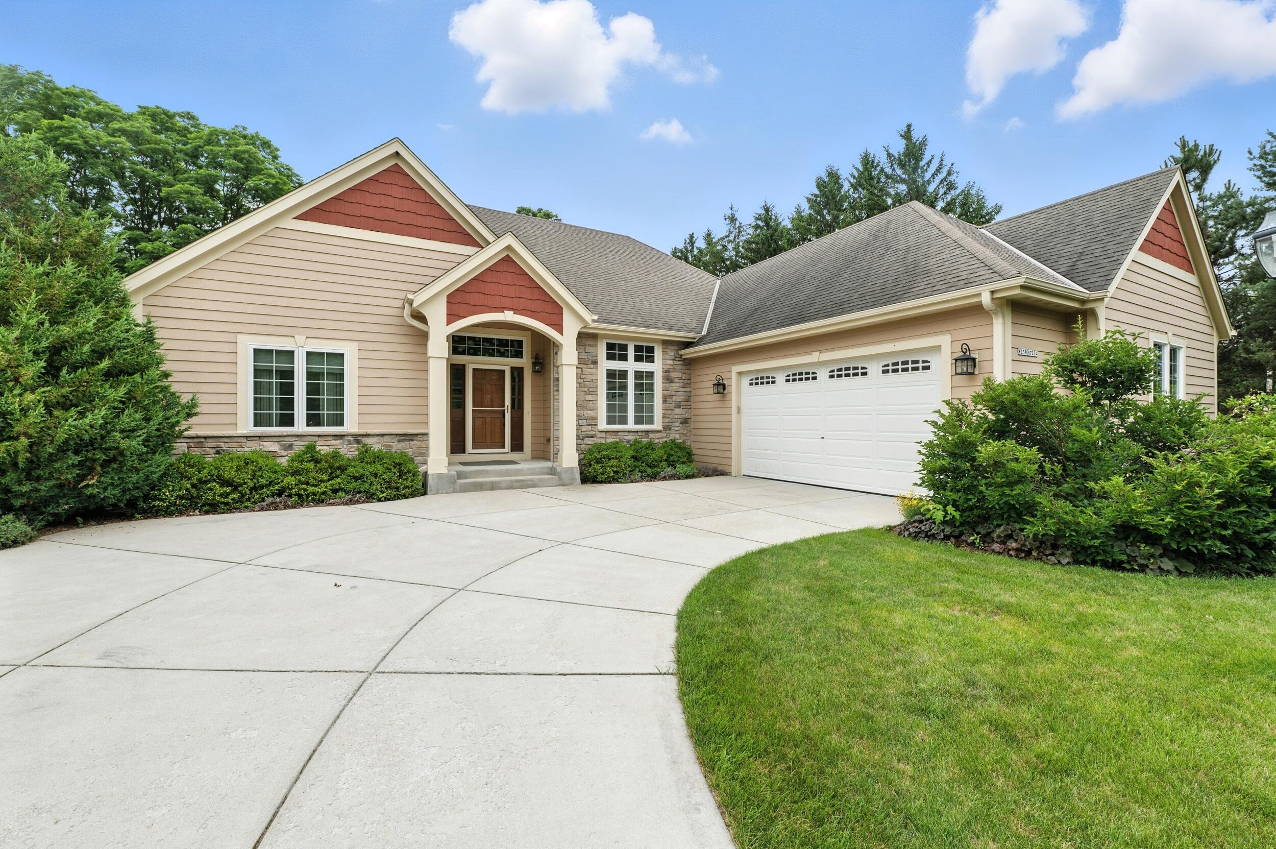 Sussex, Wisconsin, 53089, United States, 4 Bedrooms Bedrooms, ,4 BathroomsBathrooms,Residential,For Sale,1901044