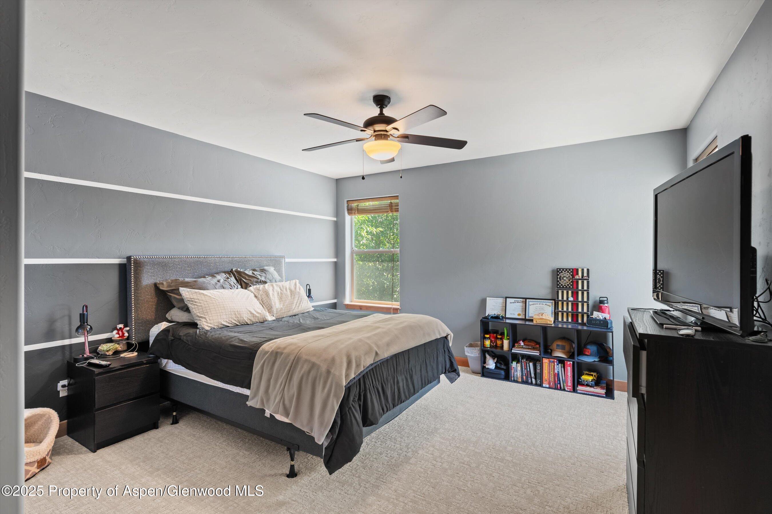 Glenwood Springs, Colorado, 81601, United States, 3 Bedrooms Bedrooms, ,3 BathroomsBathrooms,Residential,For Sale,1874511