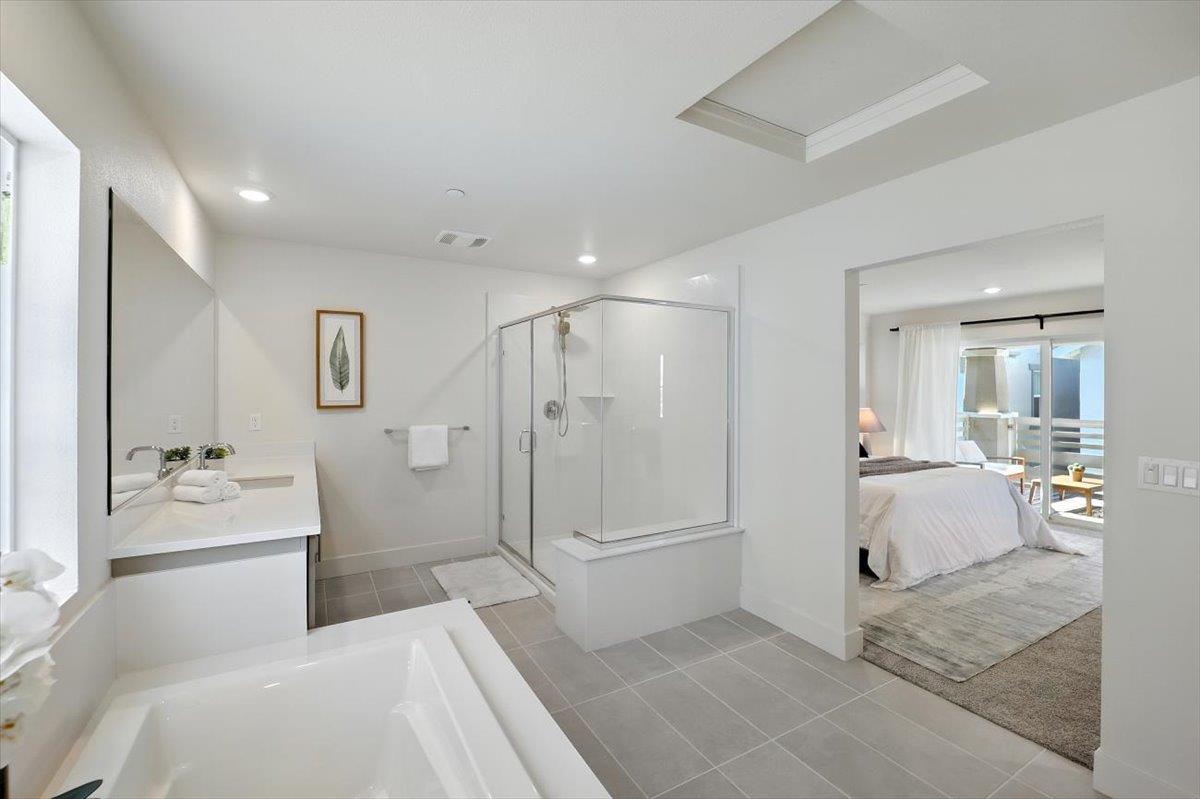 Newark, California, 94560, United States, 4 Bedrooms Bedrooms, ,4 BathroomsBathrooms,Residential,For Sale,1926207