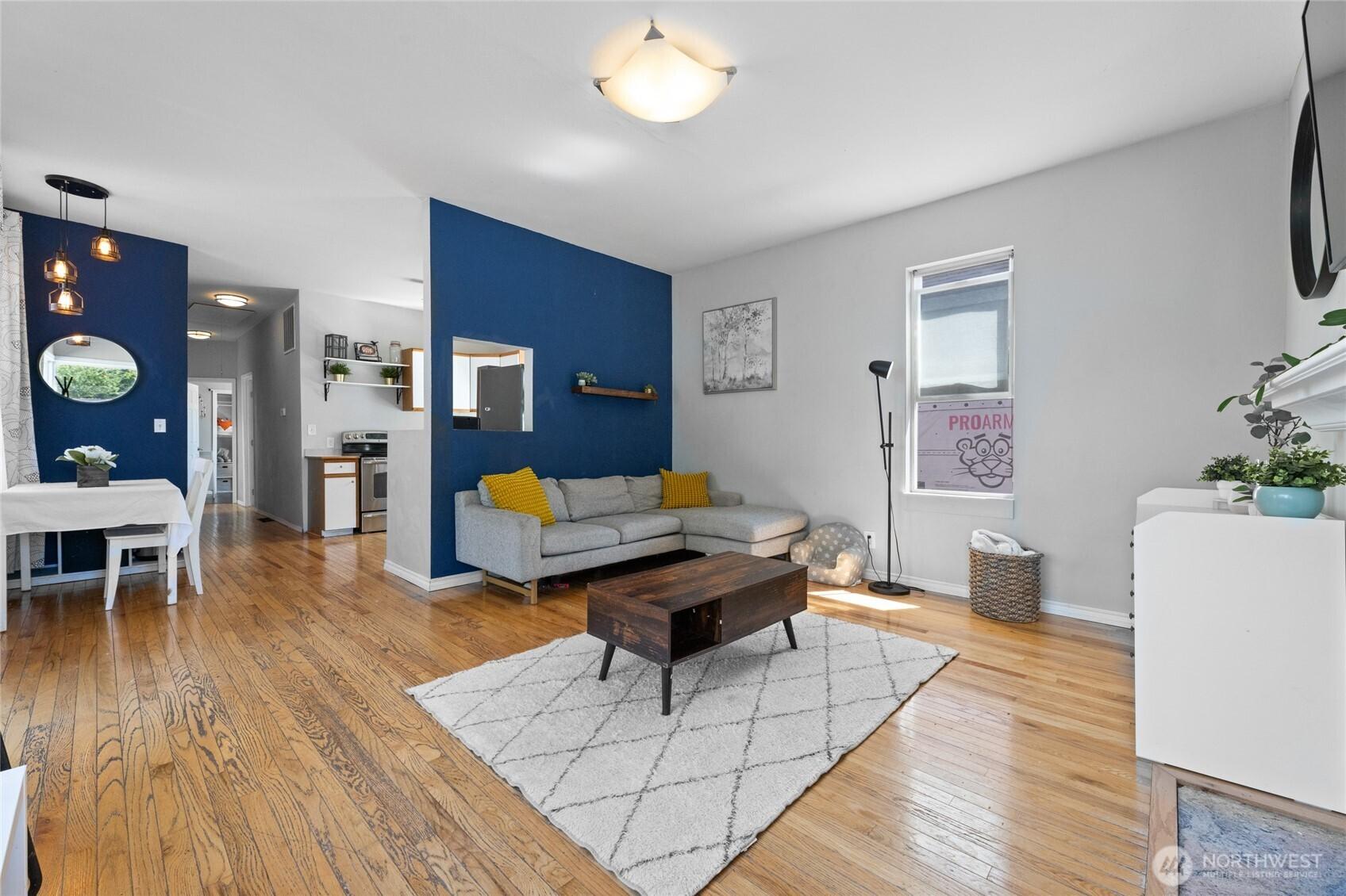 SEATTLE, Washington, 98108, United States, 4 Bedrooms Bedrooms, ,1 BathroomBathrooms,Residential,For Sale,1890479